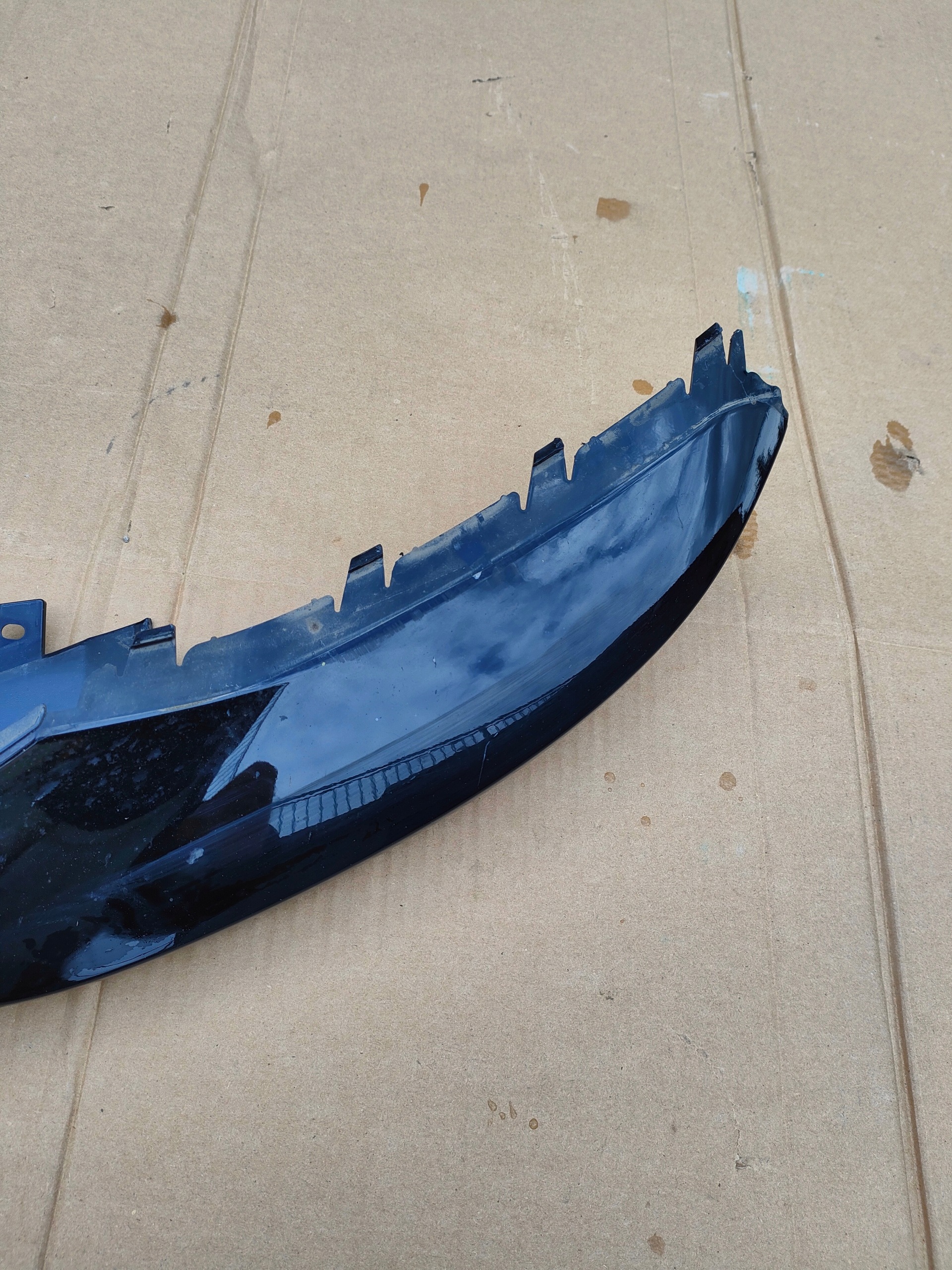 moulding of a bumper front lower spoiler AUDI A6 C8 4K 4K0 4K0807733