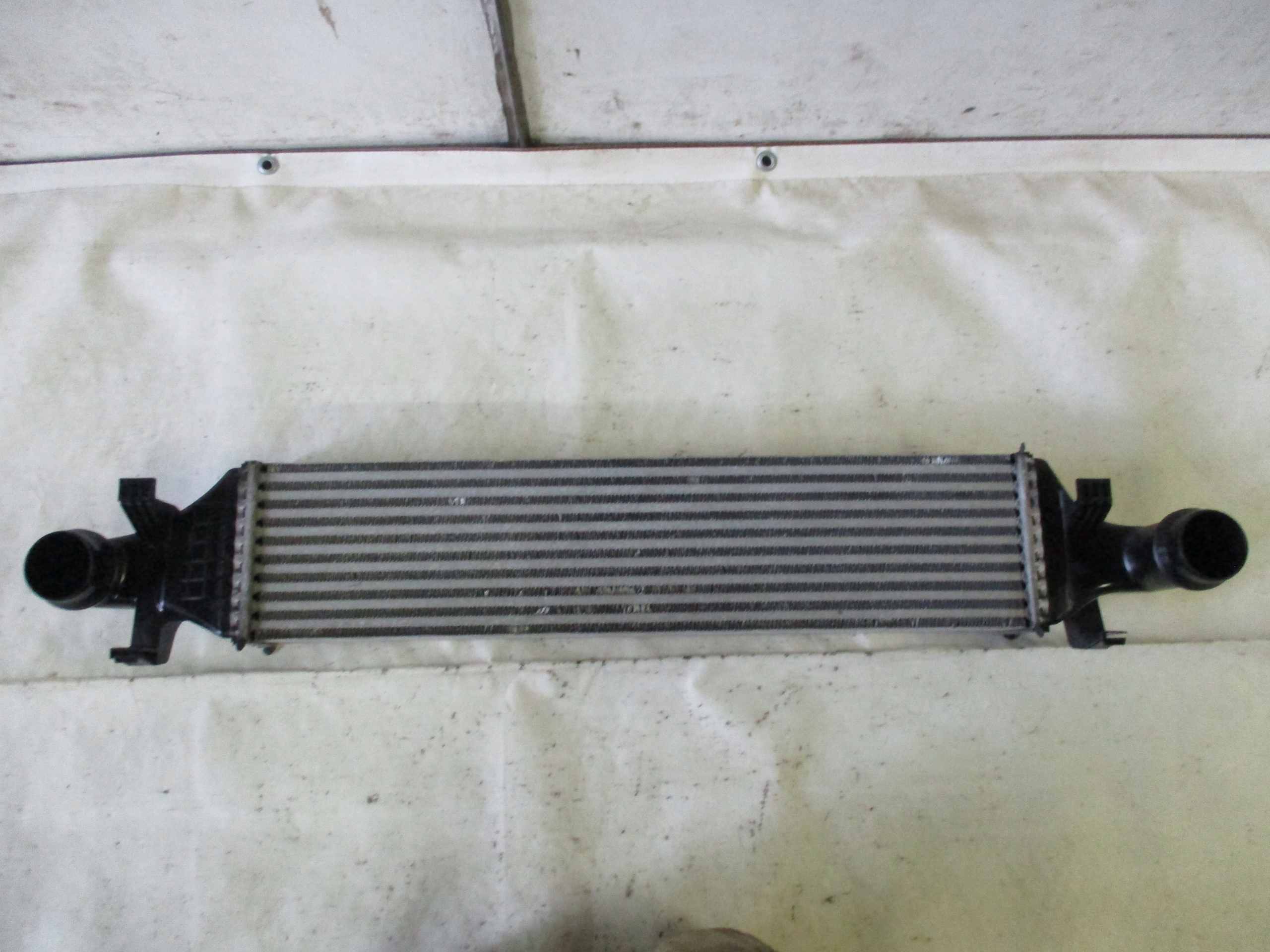 Kühler intercooler Mercedes B-Klasa W 176 A2465000100
