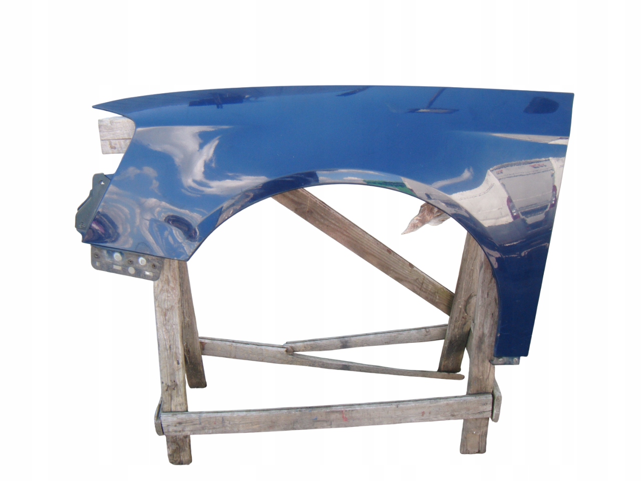 VW PASSAT B6 KOMBI 05- BŁOTNIK LEWY PRZÓD LA5E