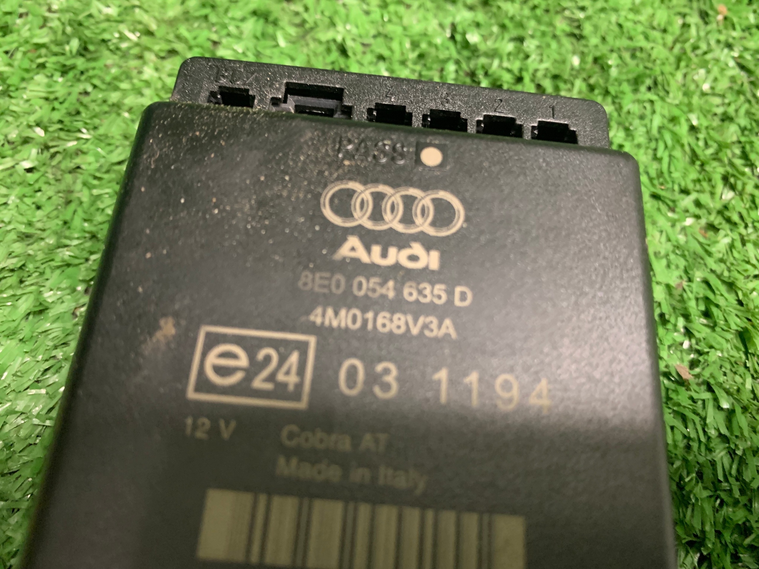 AUDI A3 8P A4 B8 A5 A6 C6 modulo SENSOR PDC parcheggio Centralina 8E0054635D