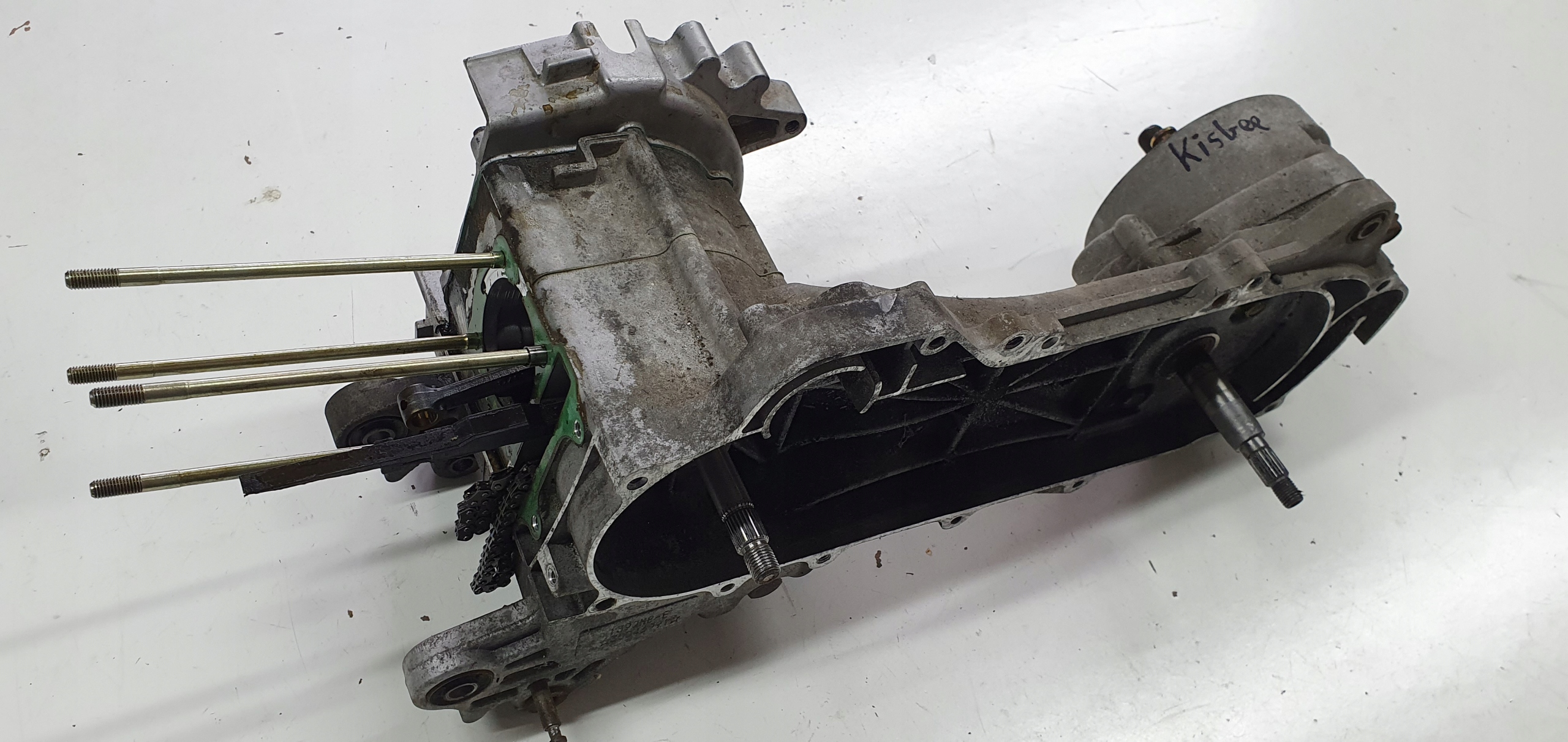 PEUGEOT KISBEE 50 KARTERY SILNIK WAŁ PRZEŁOŻENIA