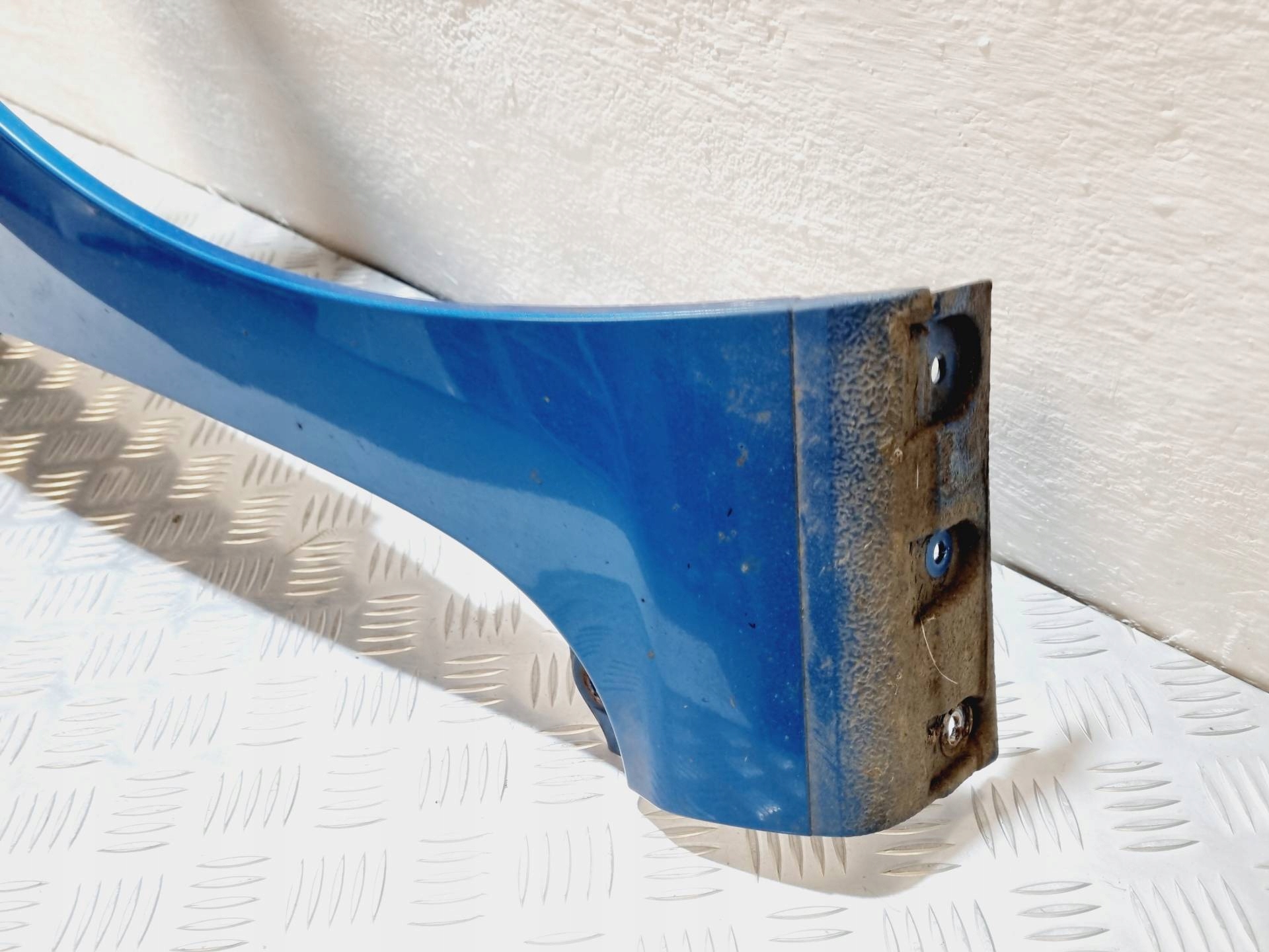 fender front right side Peugeot 307 CC facelift 2006 9653364577