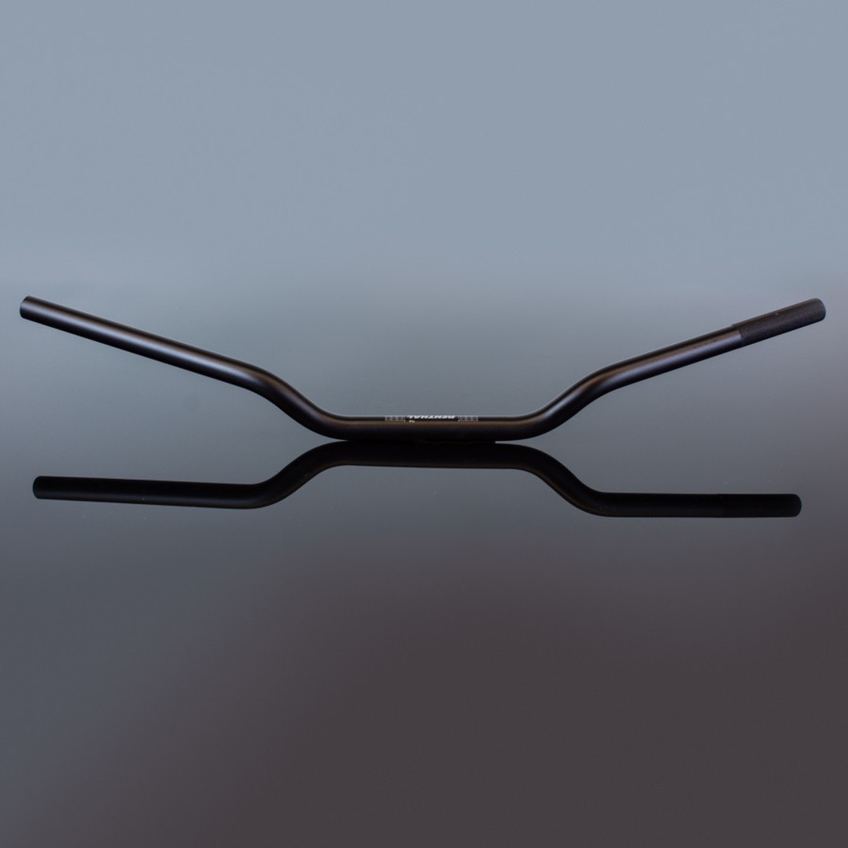 Renthal Volant 7/8 Palca (22 MM) Road Handlebar Wide Black Farba Čierna
