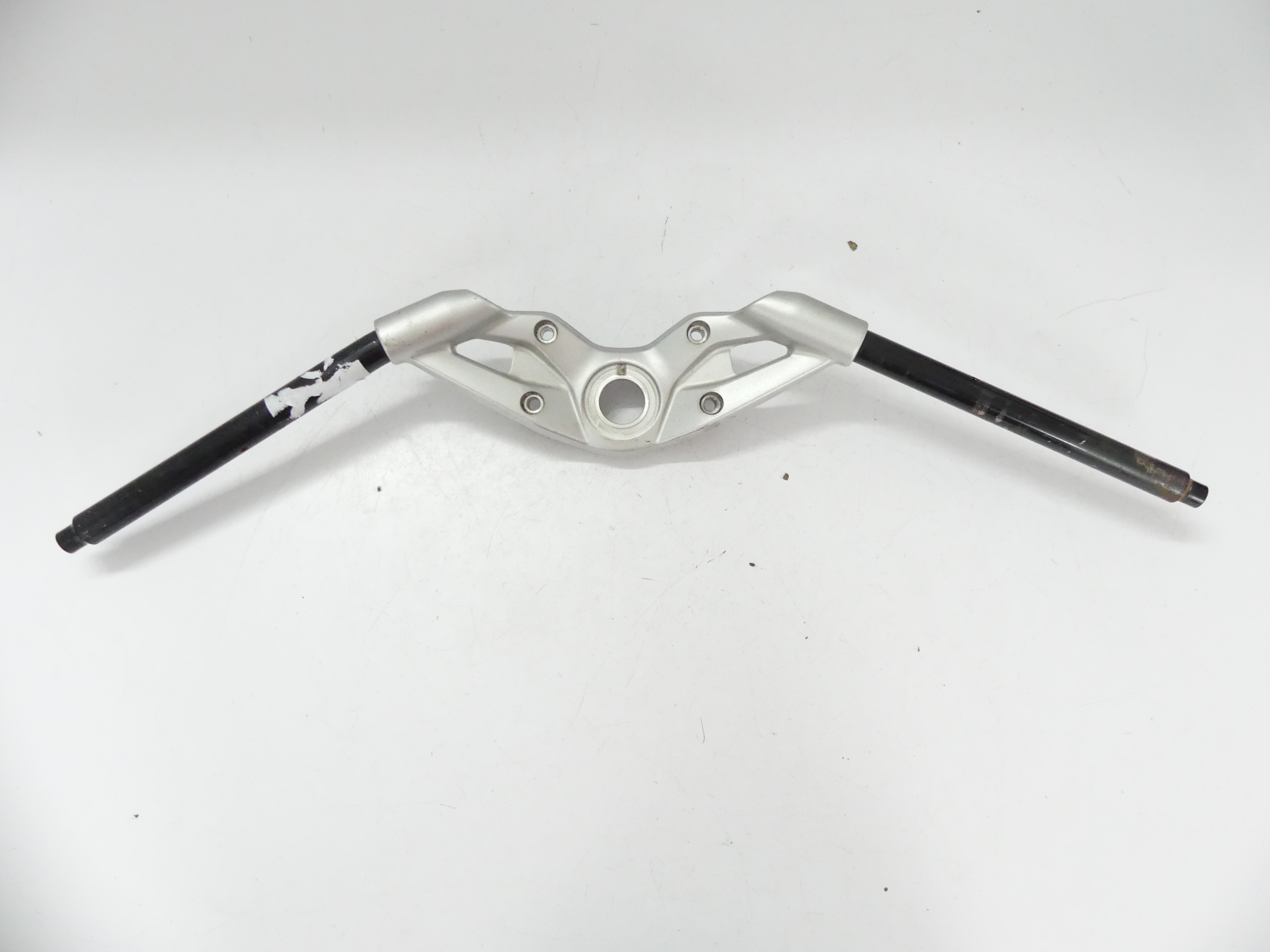 8549547 +8549547 - Кріплення на кермо полку BMW R1200 RS 16+