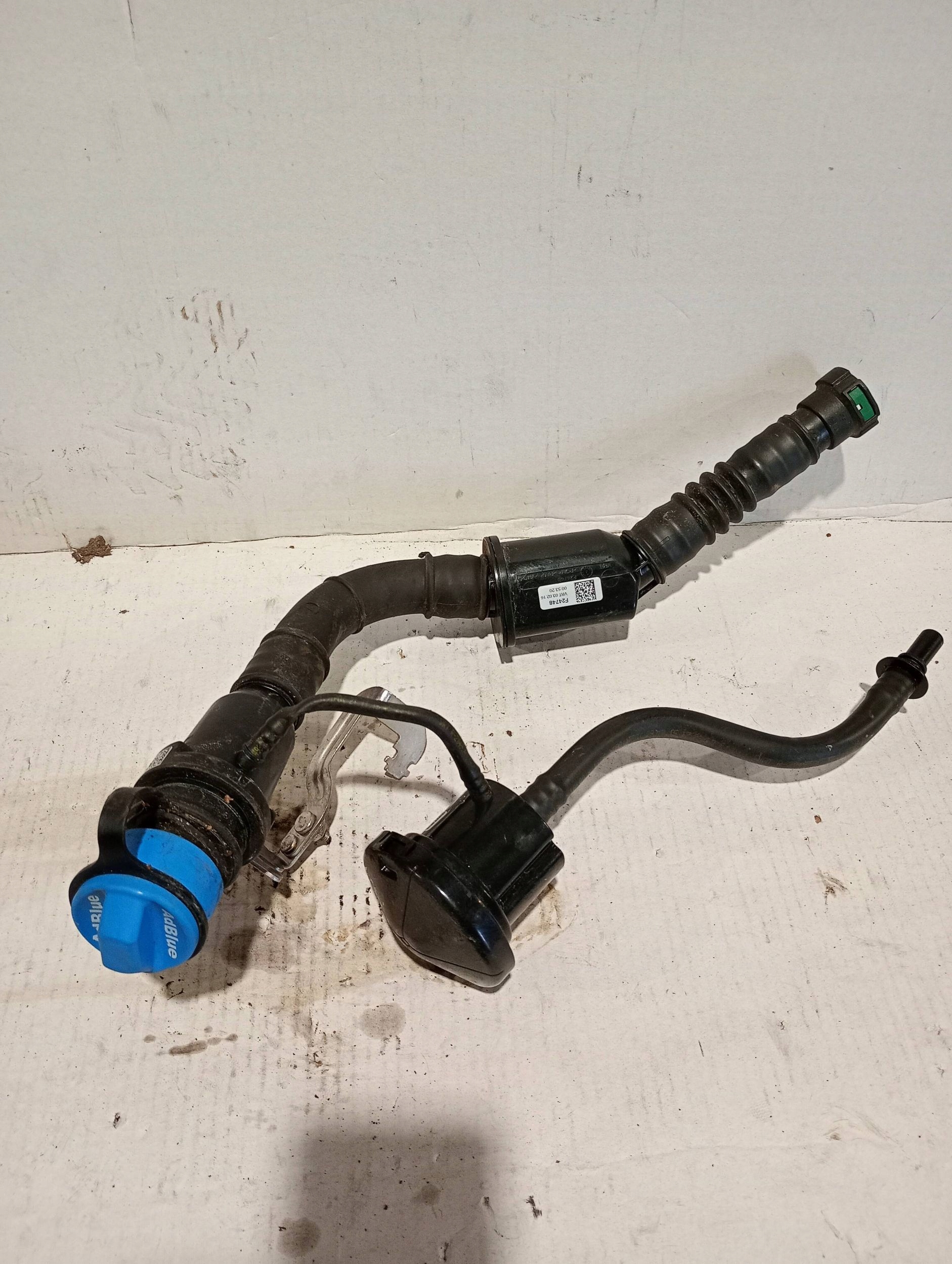 WLEW RURA WĄŻ ADBLUE A2134700200 MERCEDES W213 Producent części Mercedes-Benz OE
