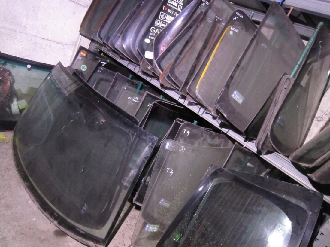 VW LT35 SPRINTER 901 ЛОБОВОЕ СТЕКЛО ПЕРЕДНЕЕ