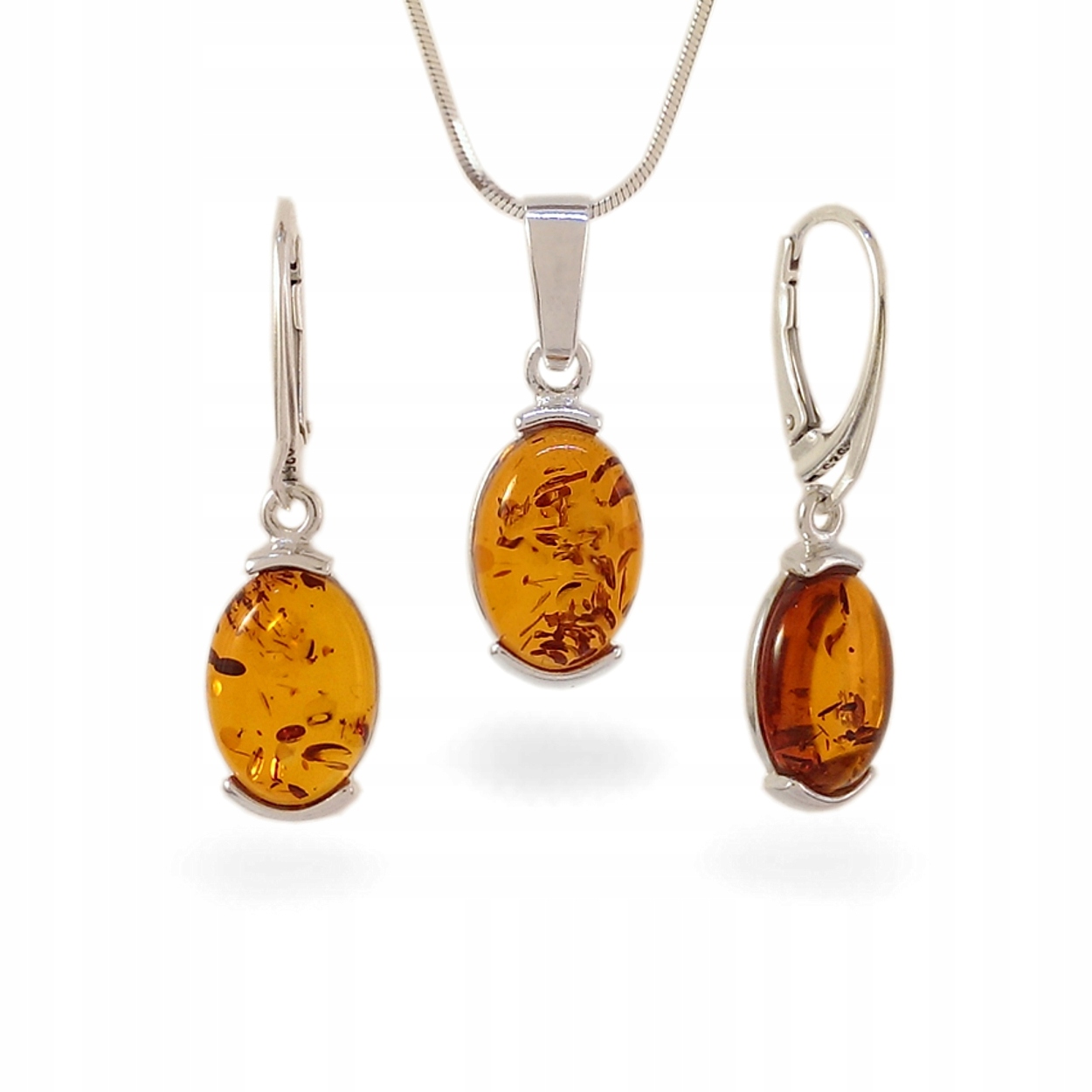 

Modny komplet biżuterii srebrnej z bursztynem