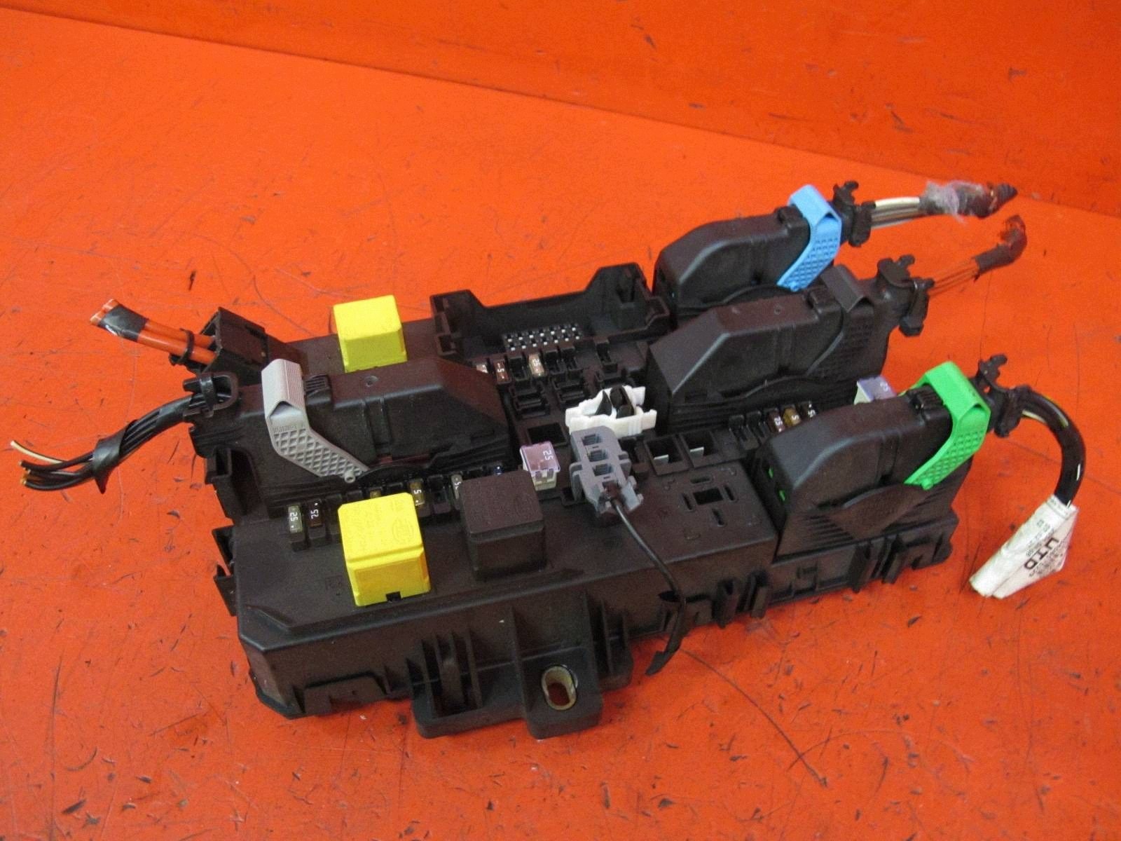 OPEL ASTRA 3 III H module control unit fuse box 13145019