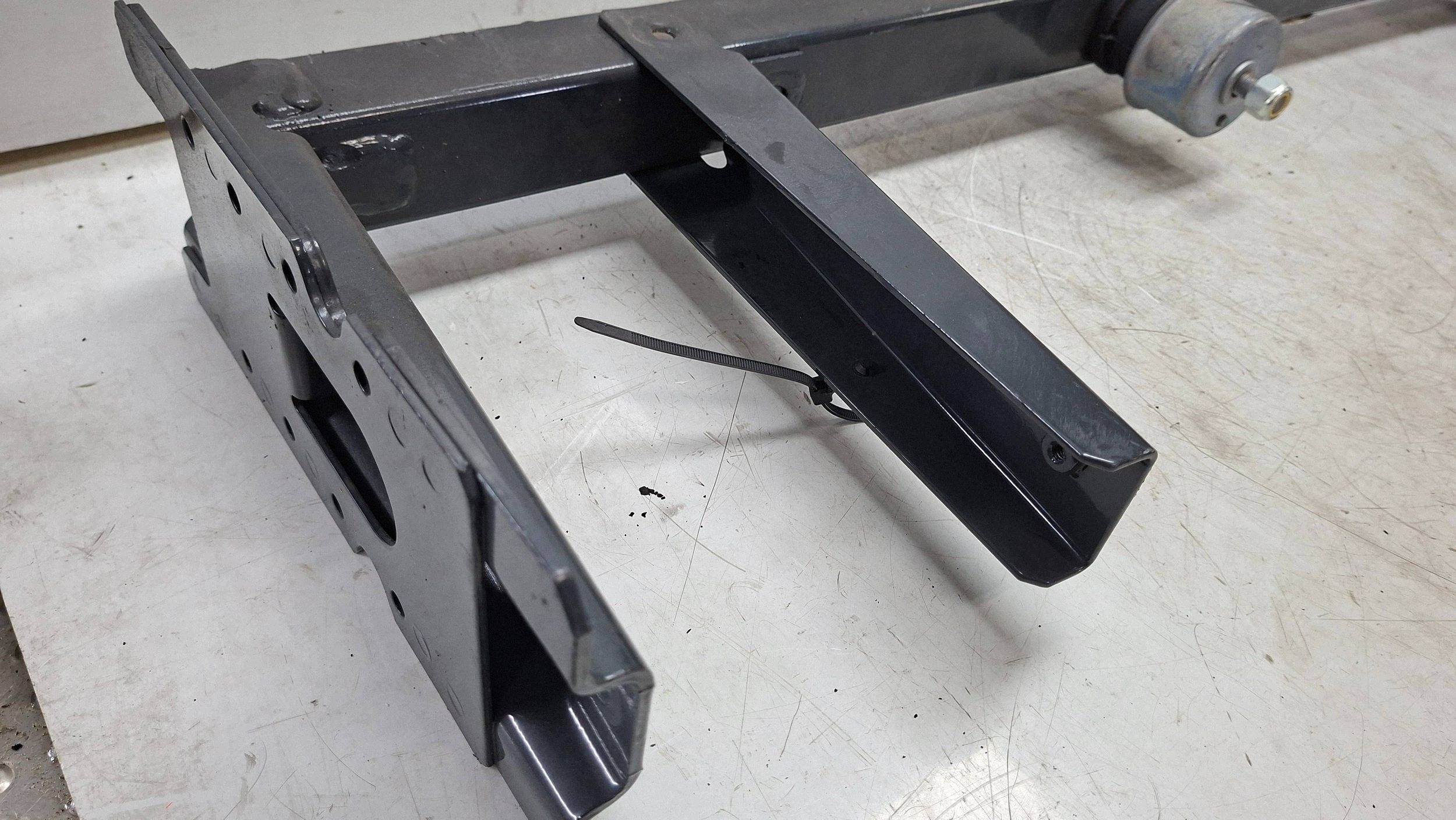 Supporto cambio ingranaggi 5802428559 IVECO DAILY IV 2014