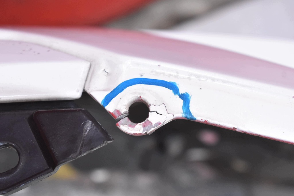 bumper front front BIALY MAZDA 6 2 II GH USA 07-12