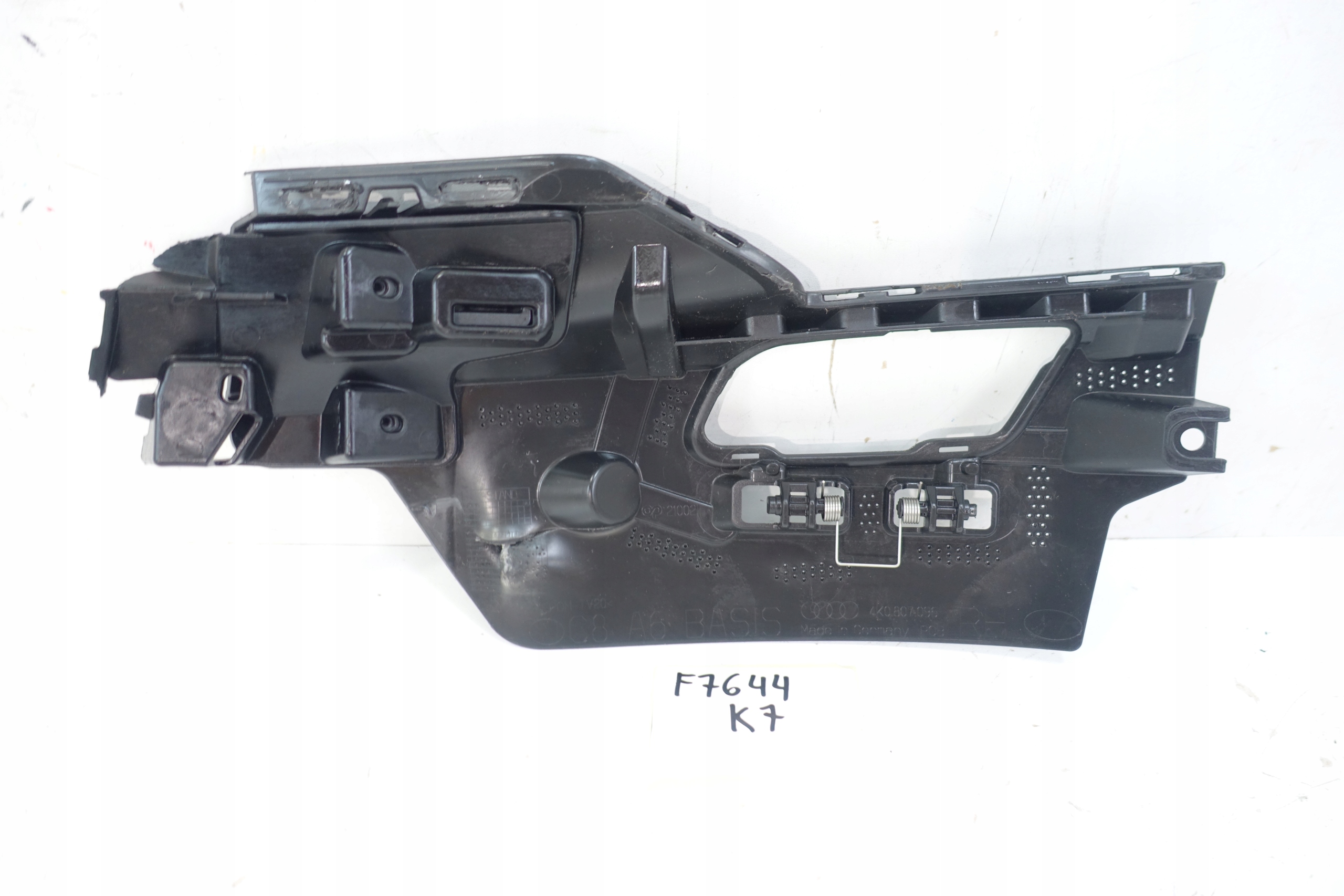 AUDI A6 C8 2018- Support Support plaque Lave phare Pare choc Droite Avant