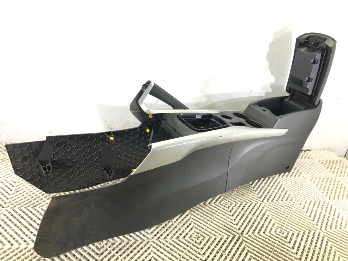 тунель середина renault KADJAR хэтчбек