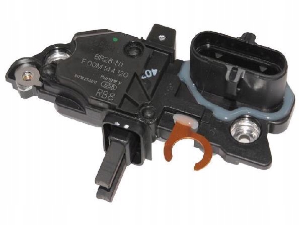 REGULATOR NAPIECIA 24V CF85 XF95 105 MX