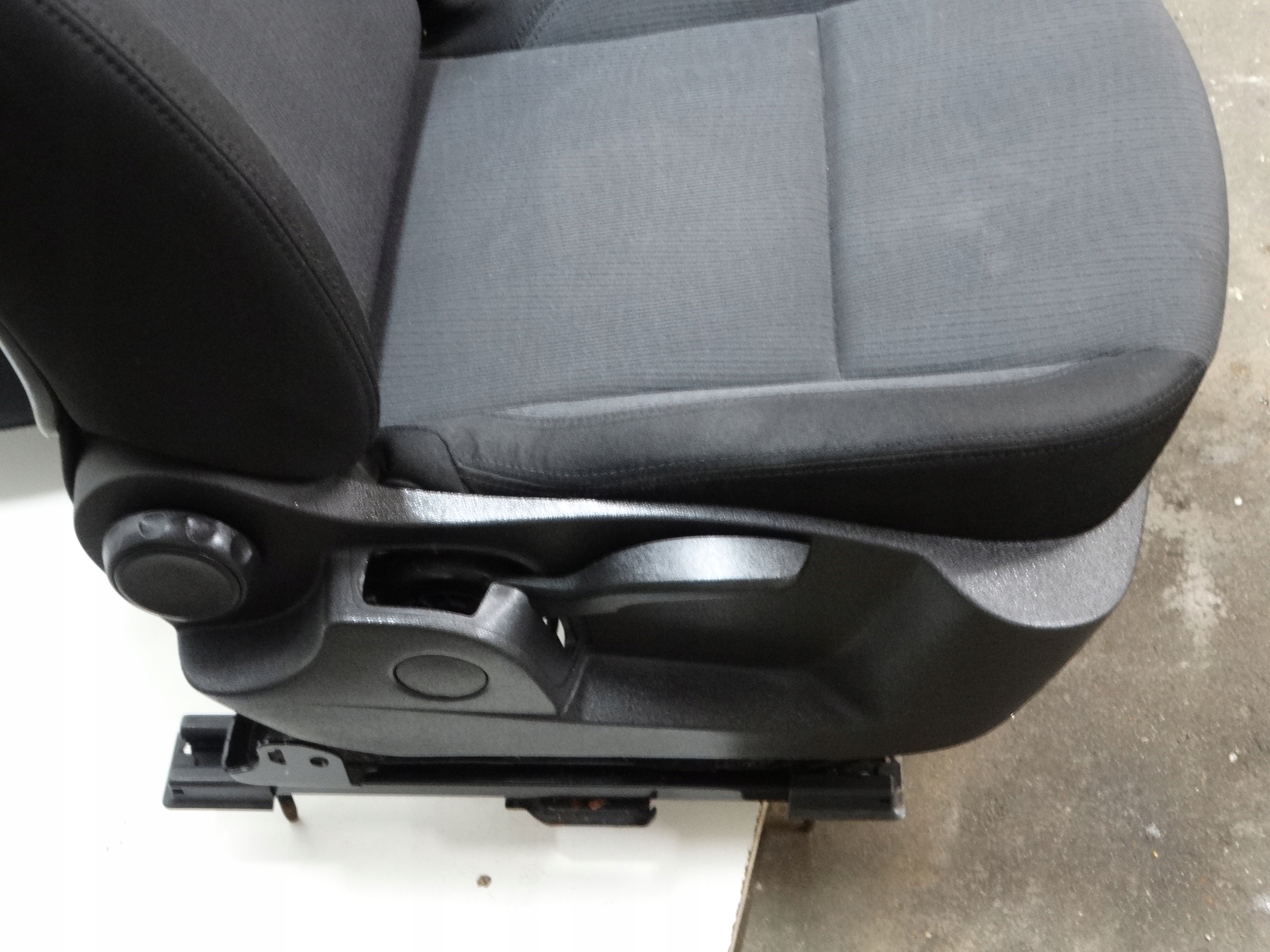 KOMPLET Sitze RENAULT LAGUNA III HATCHBACK 2010r.