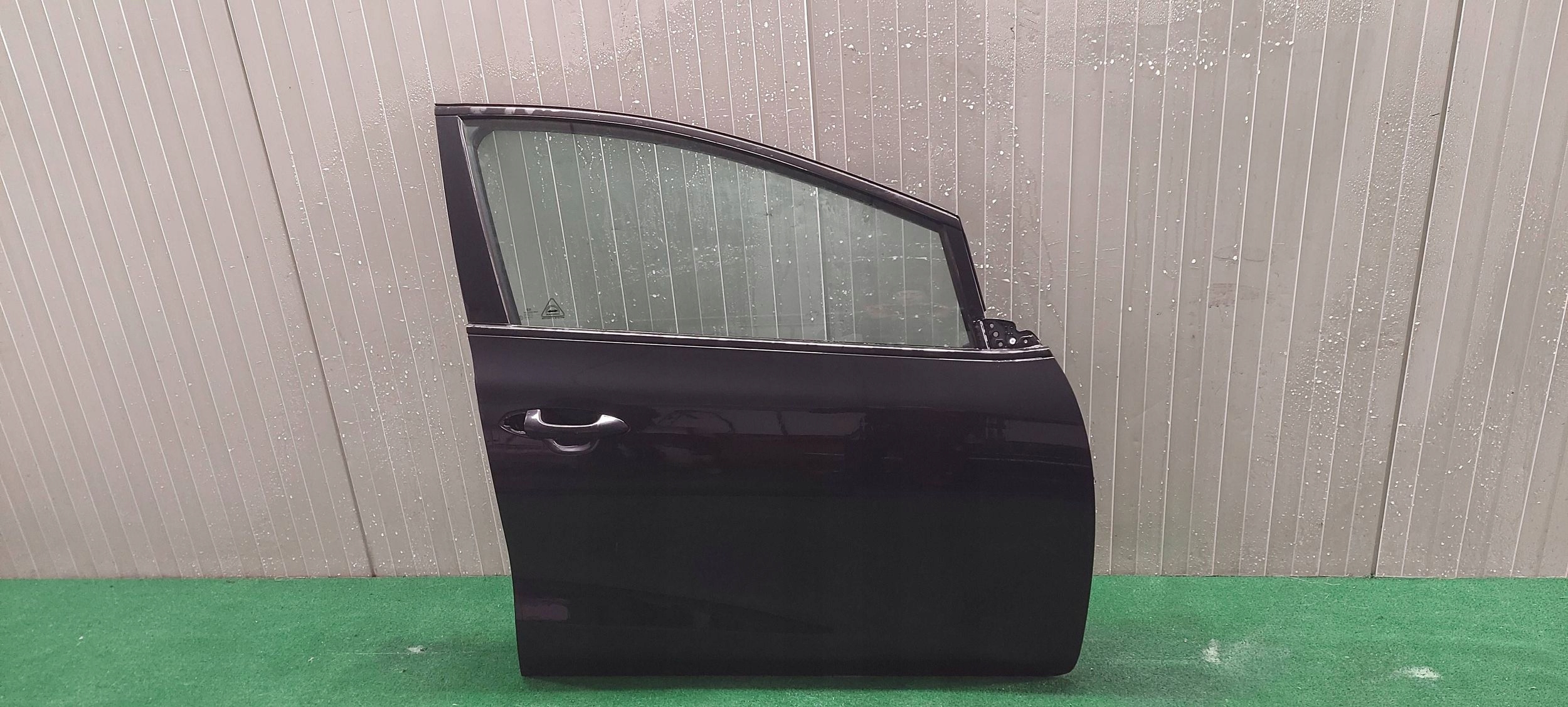 door right front KIA CEED II 12-18 LAK: 1K