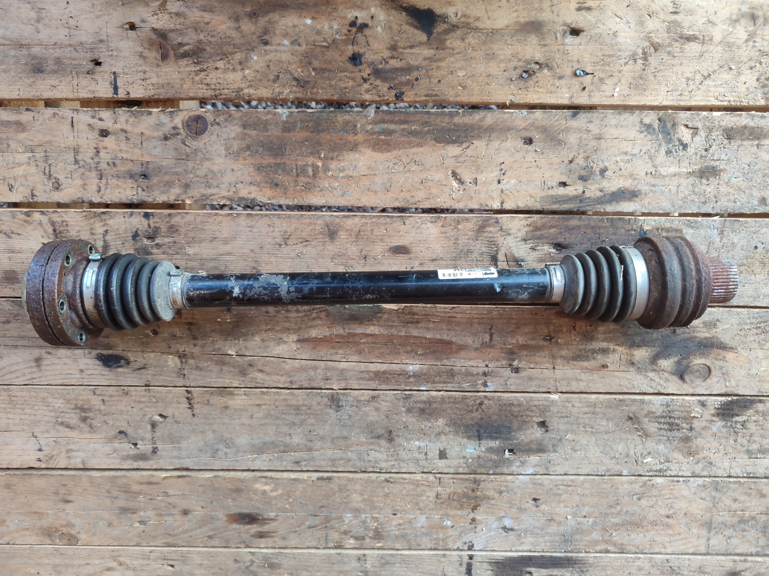 semi-axis left short. AUDI A4 B8 2.0 TDI