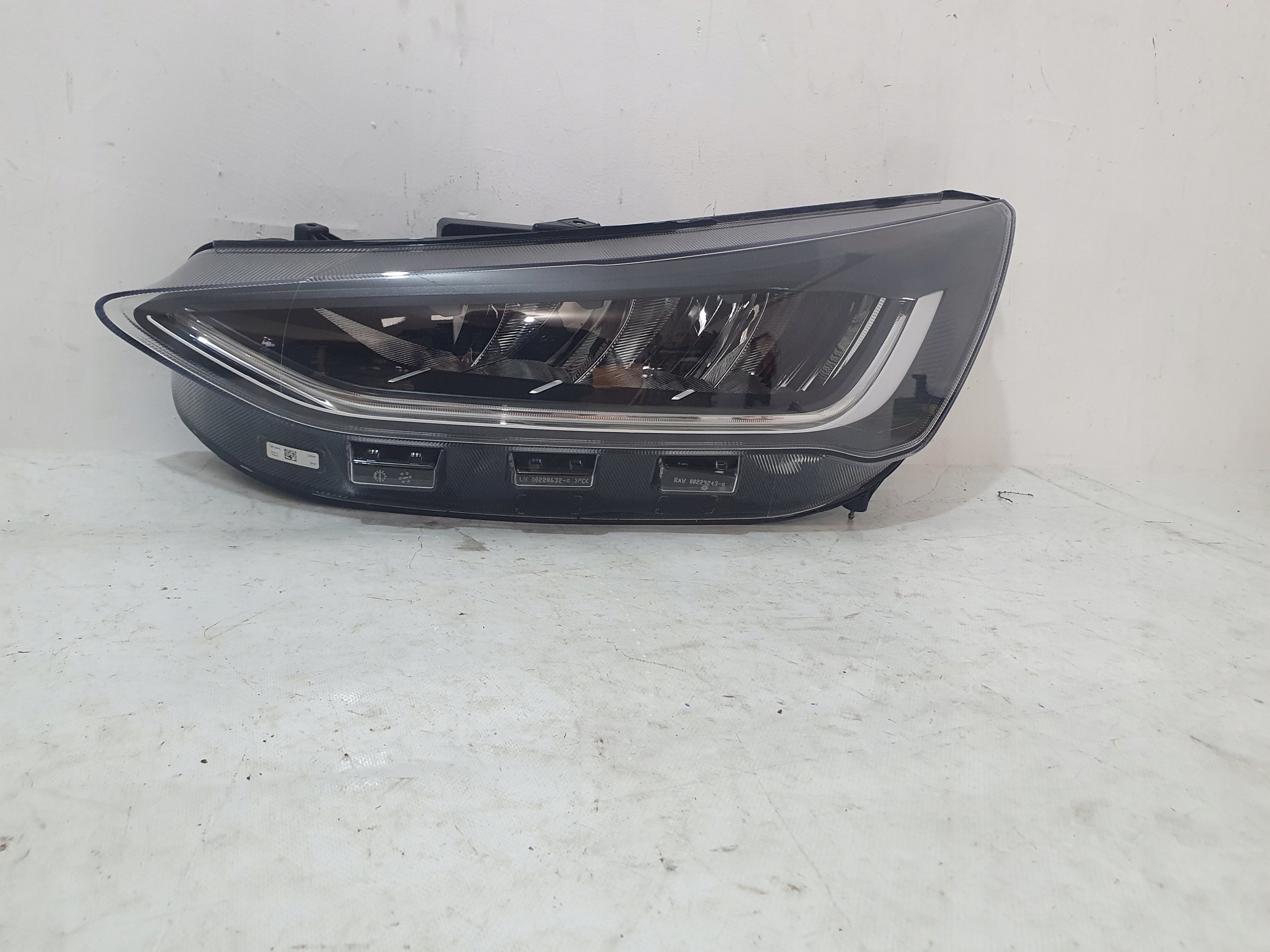FORD FOCUS MK4 LIFT light front left LED NX7B-13E015-CF