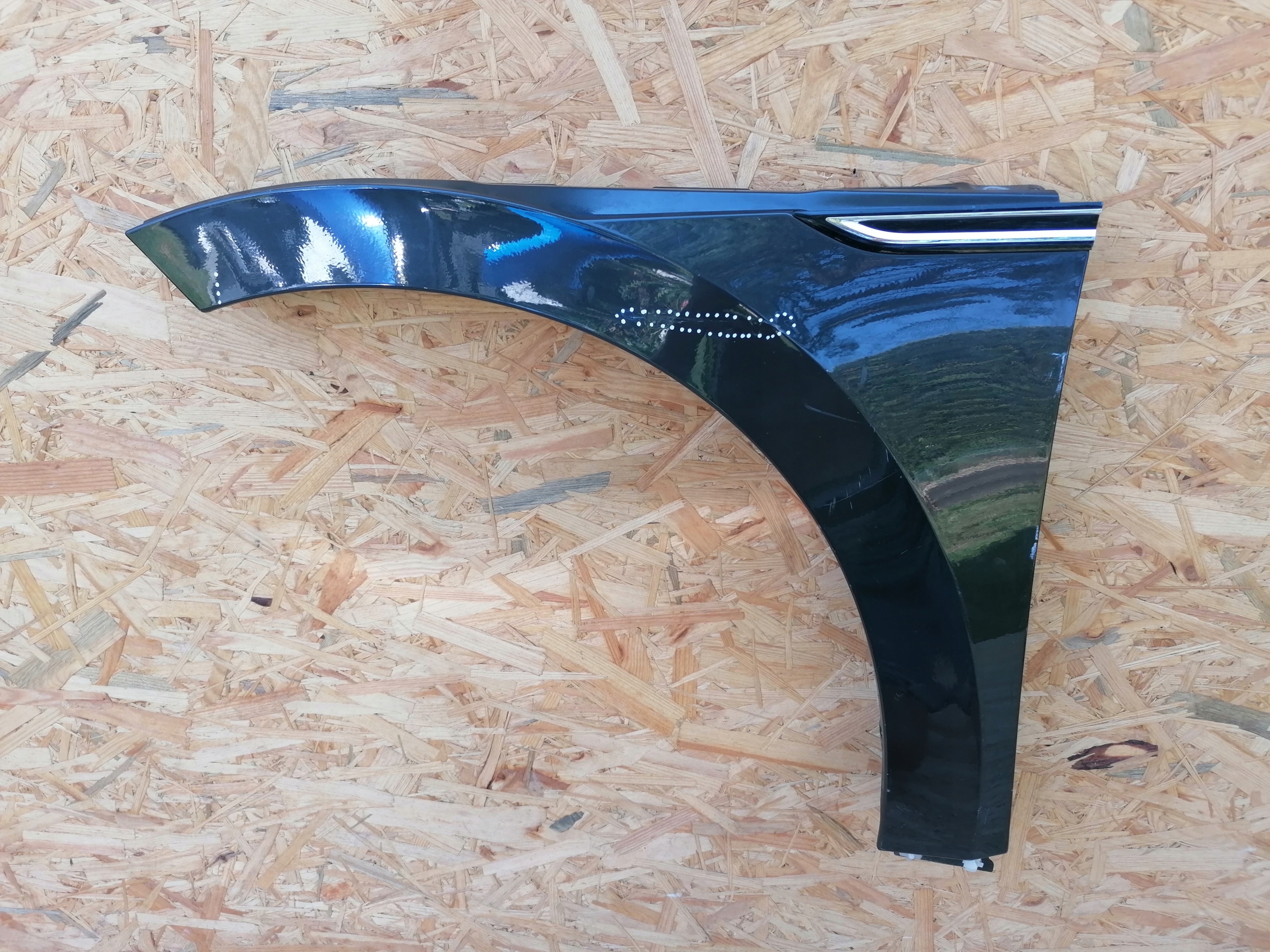 BŁOTNIK LEWY PRZÓD PRZEDNI VW ARTEON 3G8 2017-