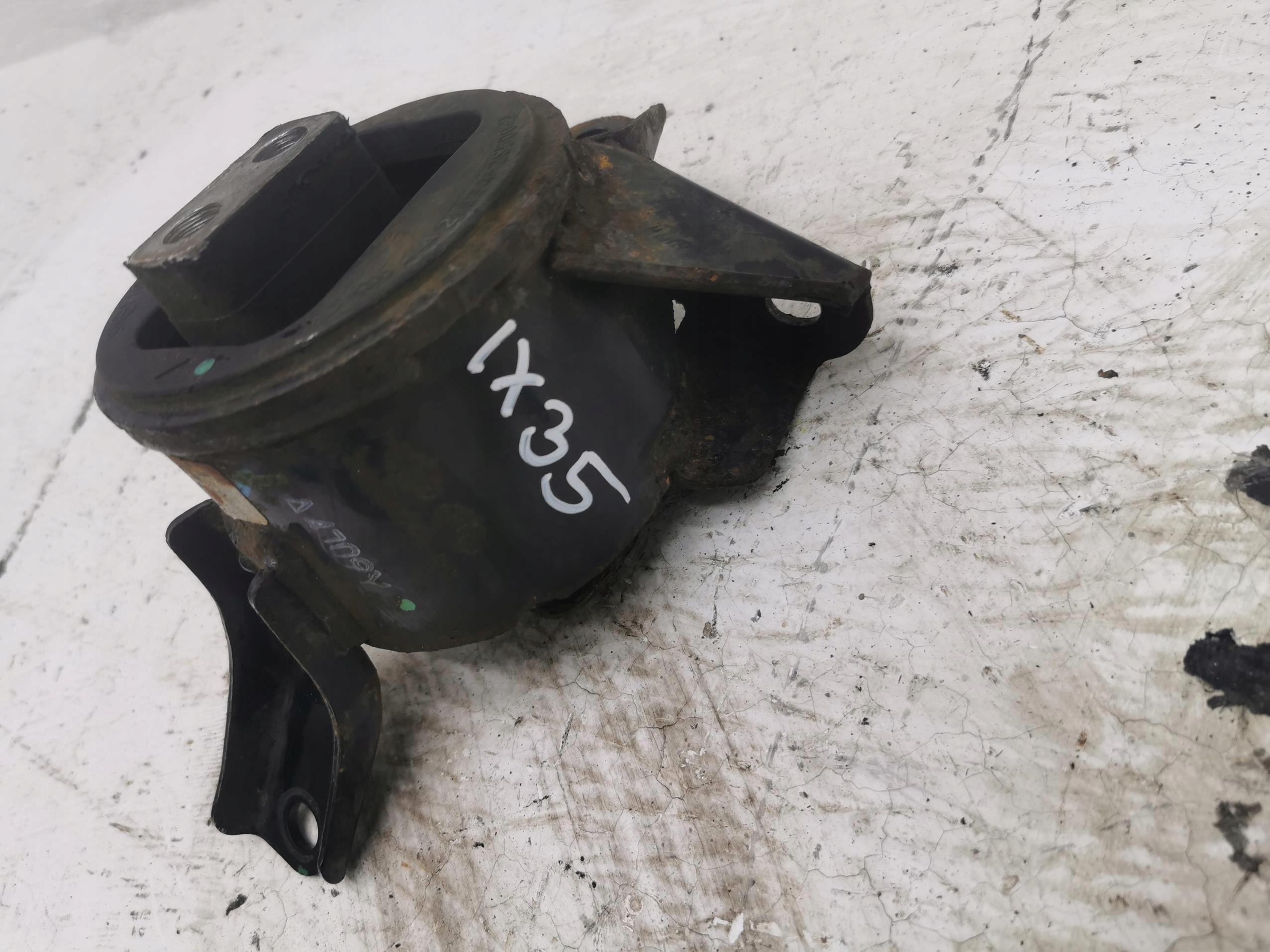 engine mount HYUNDAI IX35 1.7 CRDi 116KM 10-15