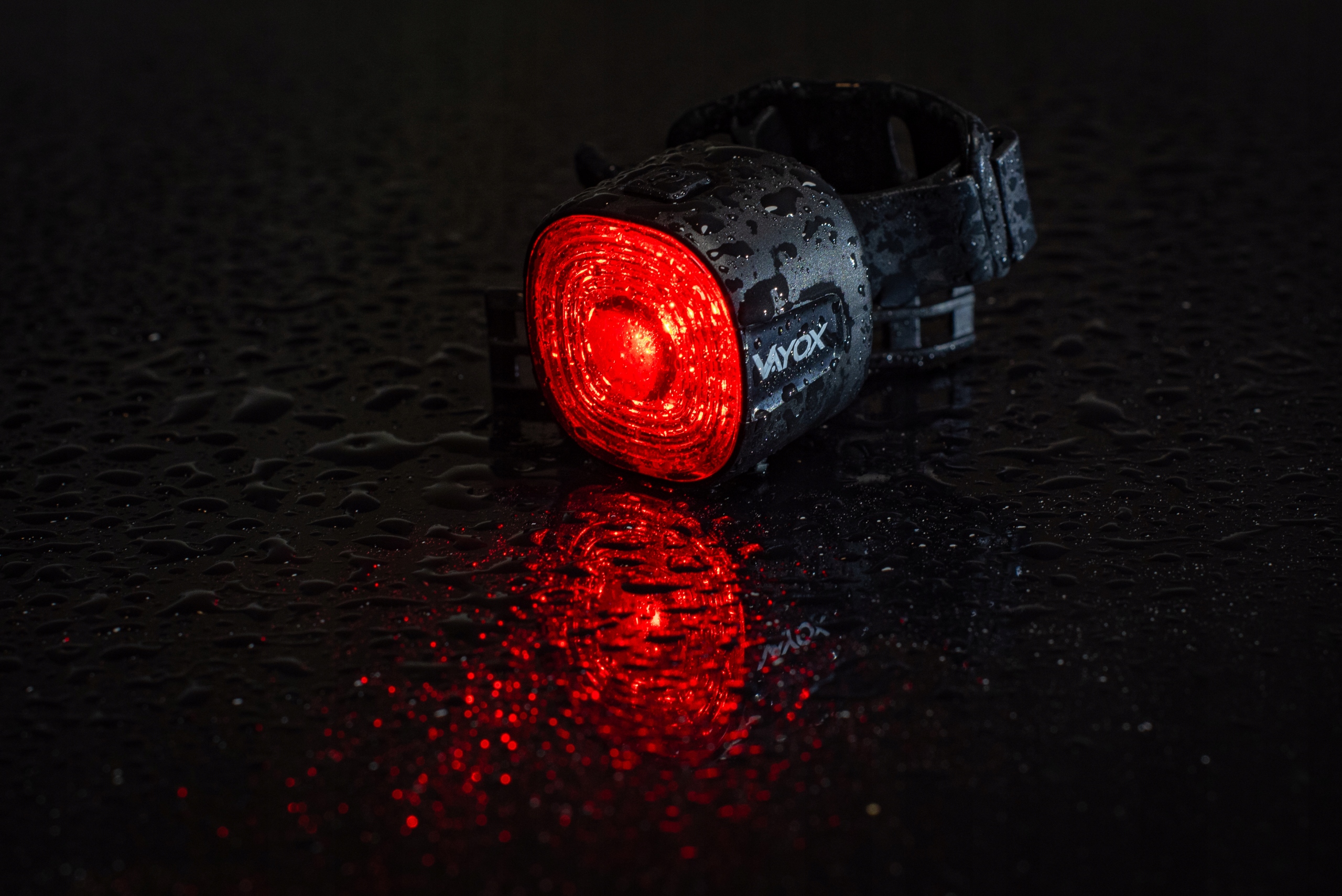 LAMPKA ROWEROWA PRZEDNIA AKUMULATOROWA 5xLED + OŚWIETLENIE TYLNE USBC VAYOX Czas pracy 5 h