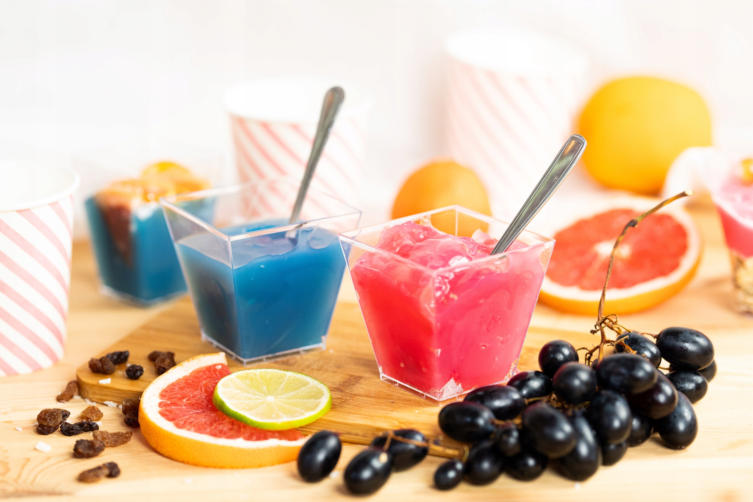 Pucharki POJEMNIKI do DESERÓW duże 200ml 25 sztuk Rodzaj pojemniki