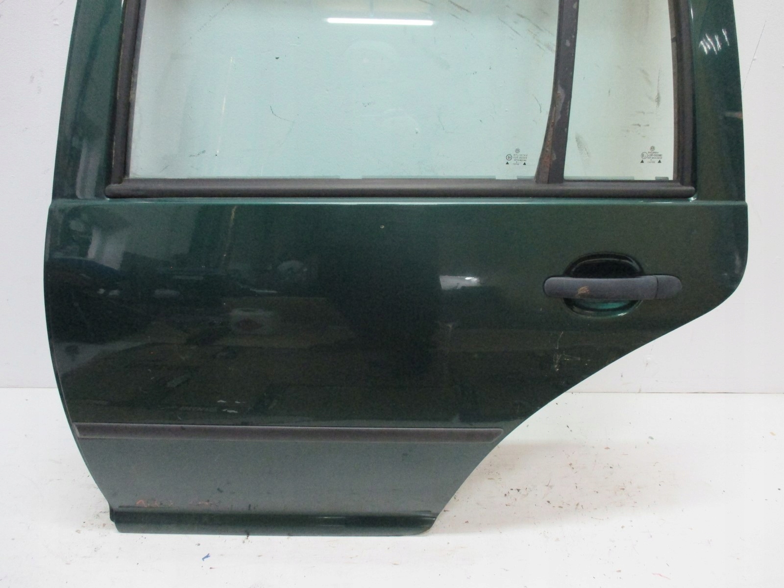TÜR LINKS HINTEN VW GOLF IV 1J9