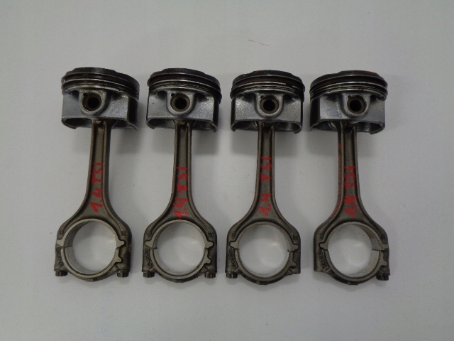 04EBD - AUDI SKODA VW SEAT 1.4 TSI ПОРШНЕВИЙ ШАТУН ГОЛКА