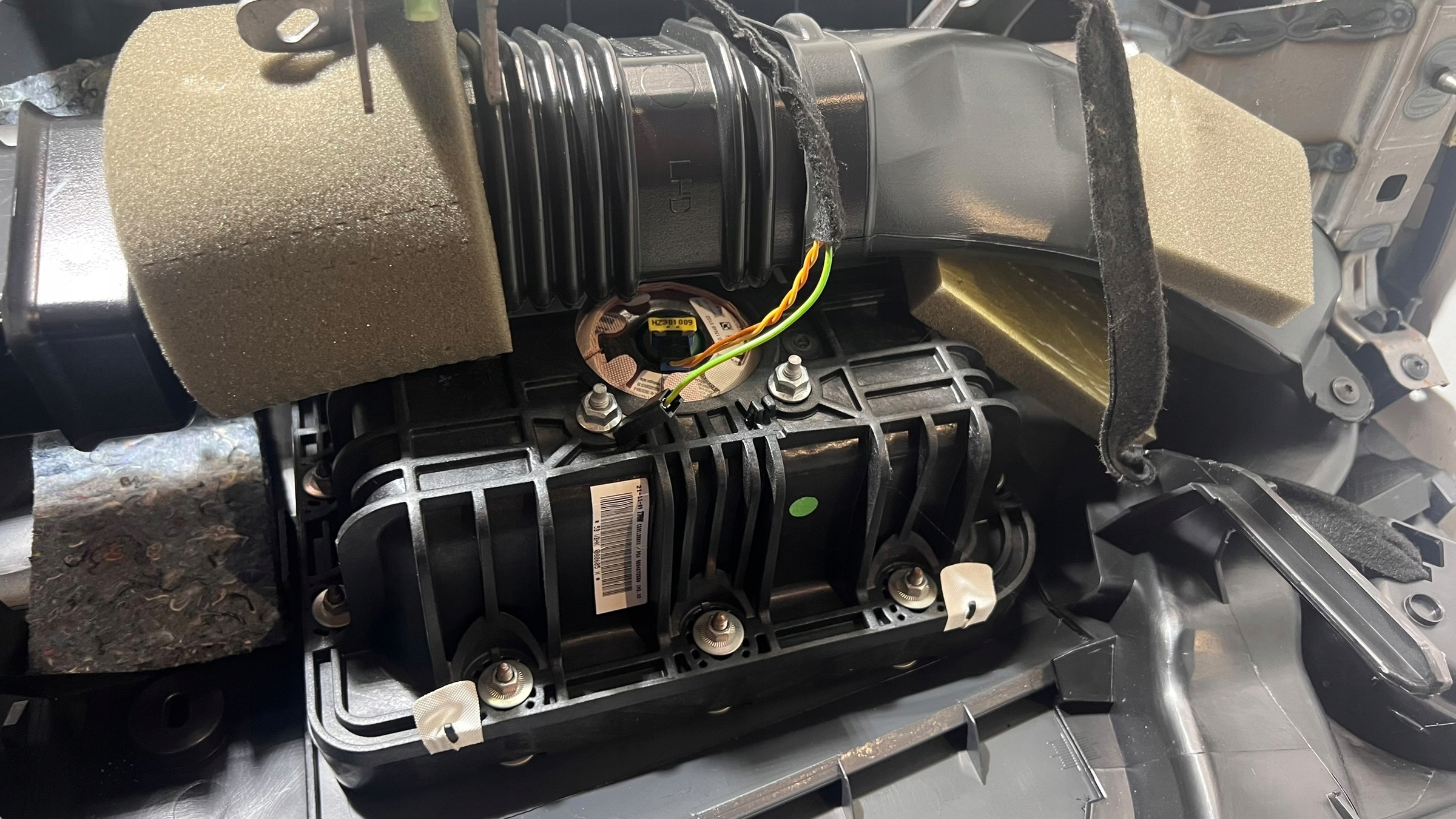 консоль торпеда AIR Подушки peugeot 3008 и