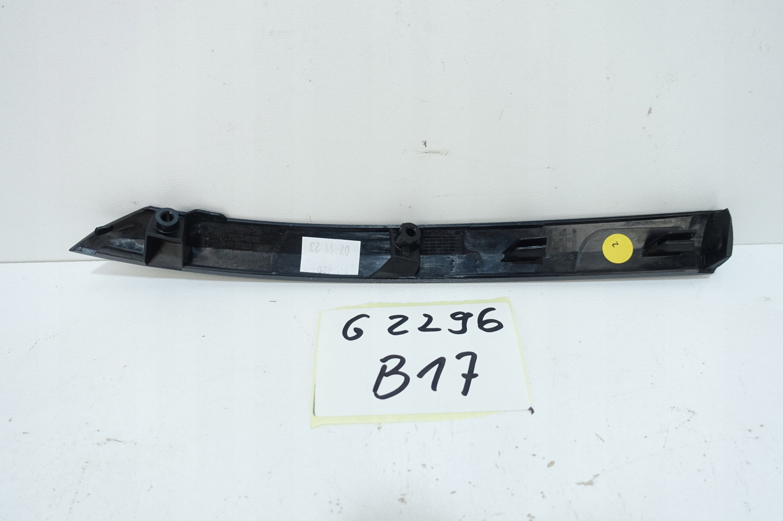 KIA SPORTAGE V 2021- SPOILER moulding bonnet boot 87227-R2100