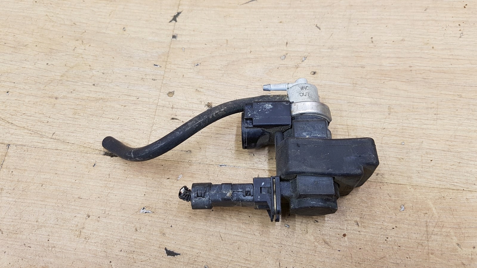 kia CERATO 1.5 клапан давления