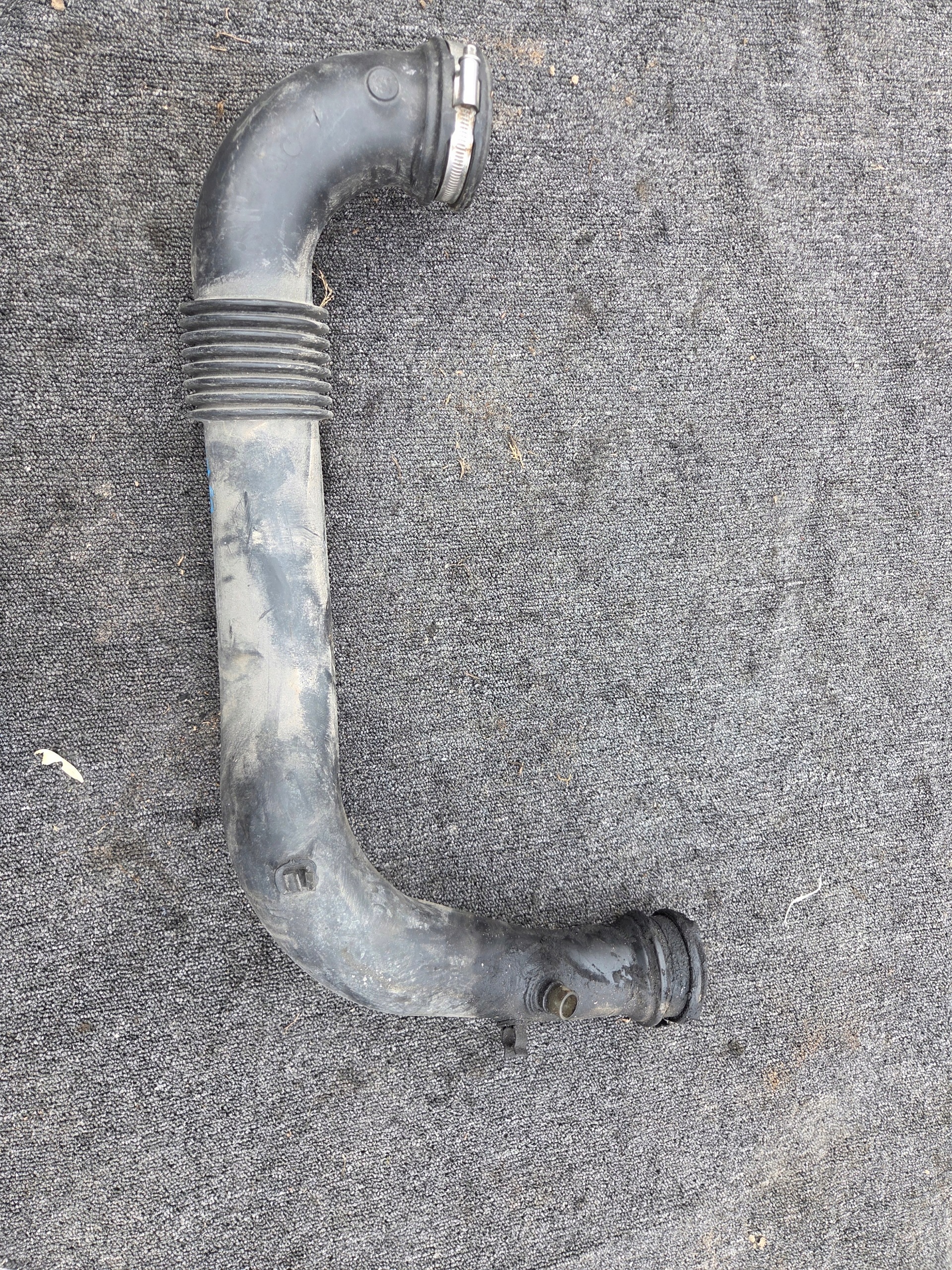 pipe wiring air Opel Vivaro 2.5