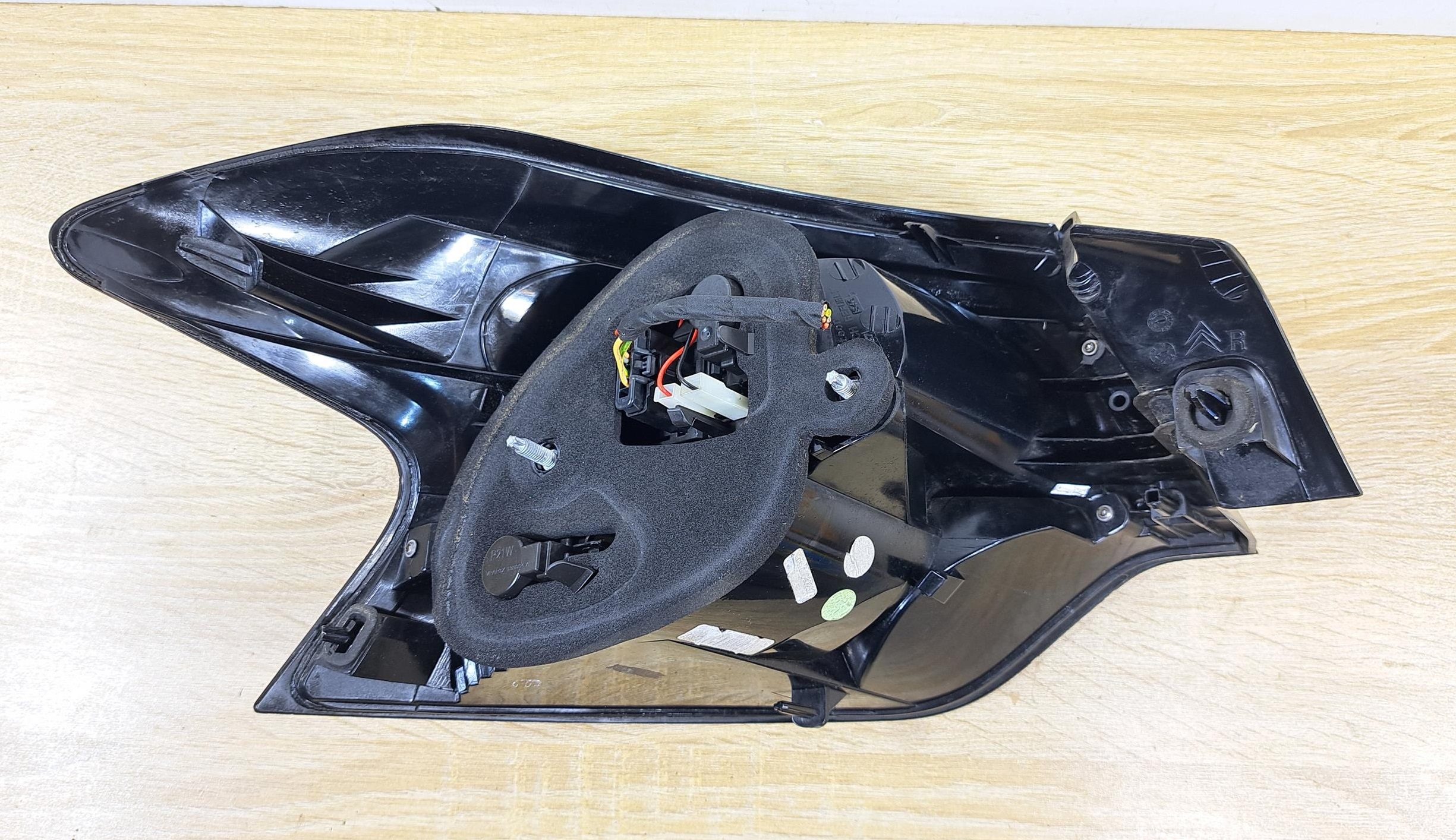 CITROEN DS4 LIFT 2015-2018 LAMPA PRAWA PRAWY TYŁ TYLNA Producent części DS