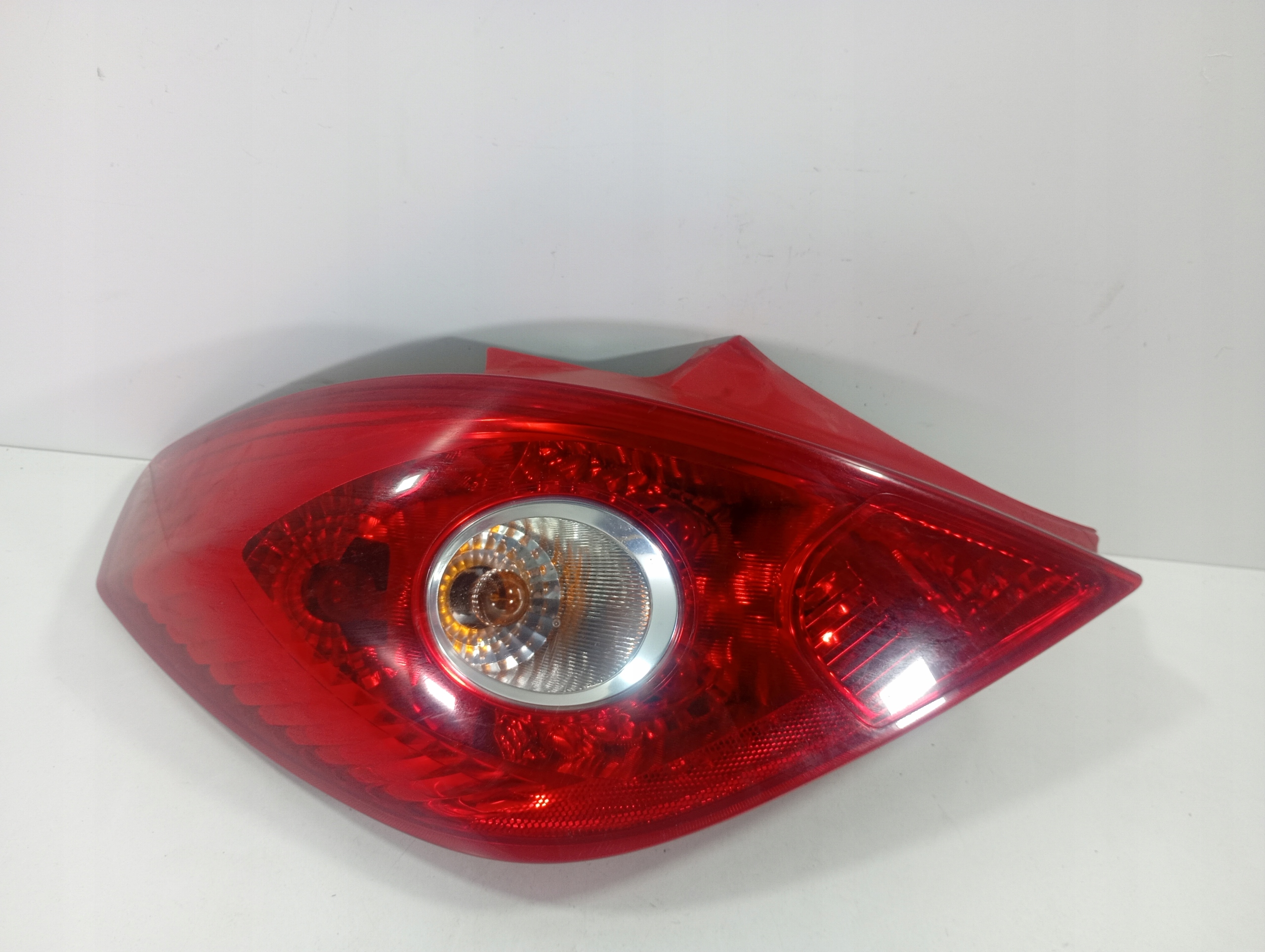 Opel Corsa D 06-14 light left rear rear part OE GM 93189092