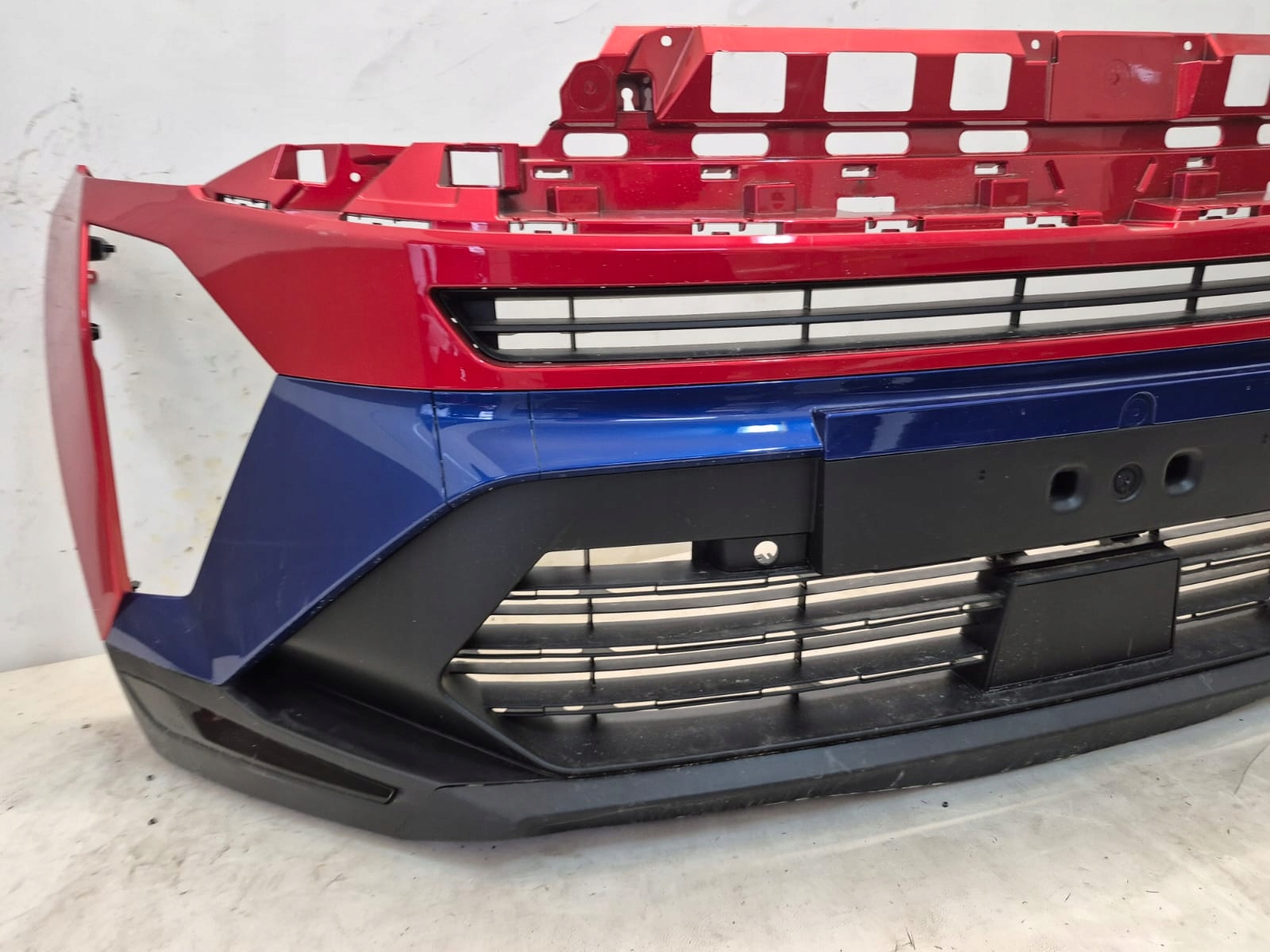RENAULT CAPTUR II 2 LIFT 24- bumper front front PDC