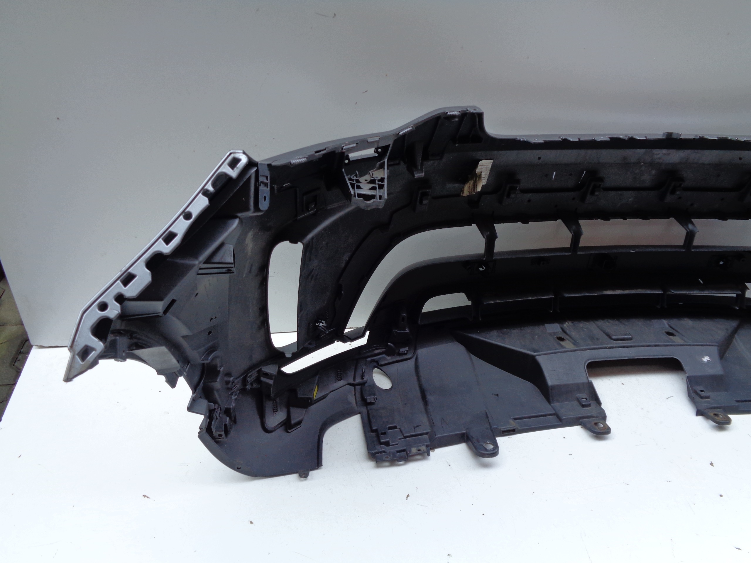 front bumper LAND ROVER DISCOVERY V 17- NR 53072