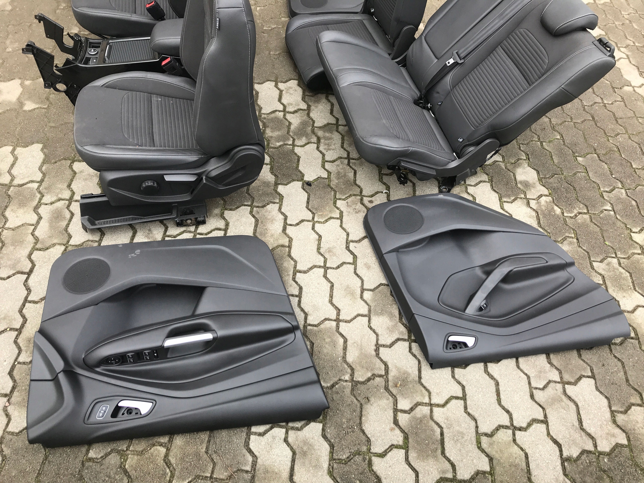 кресло диван бочки тунель кожзам KUGA MK2 РЕСТАЙЛИНГ