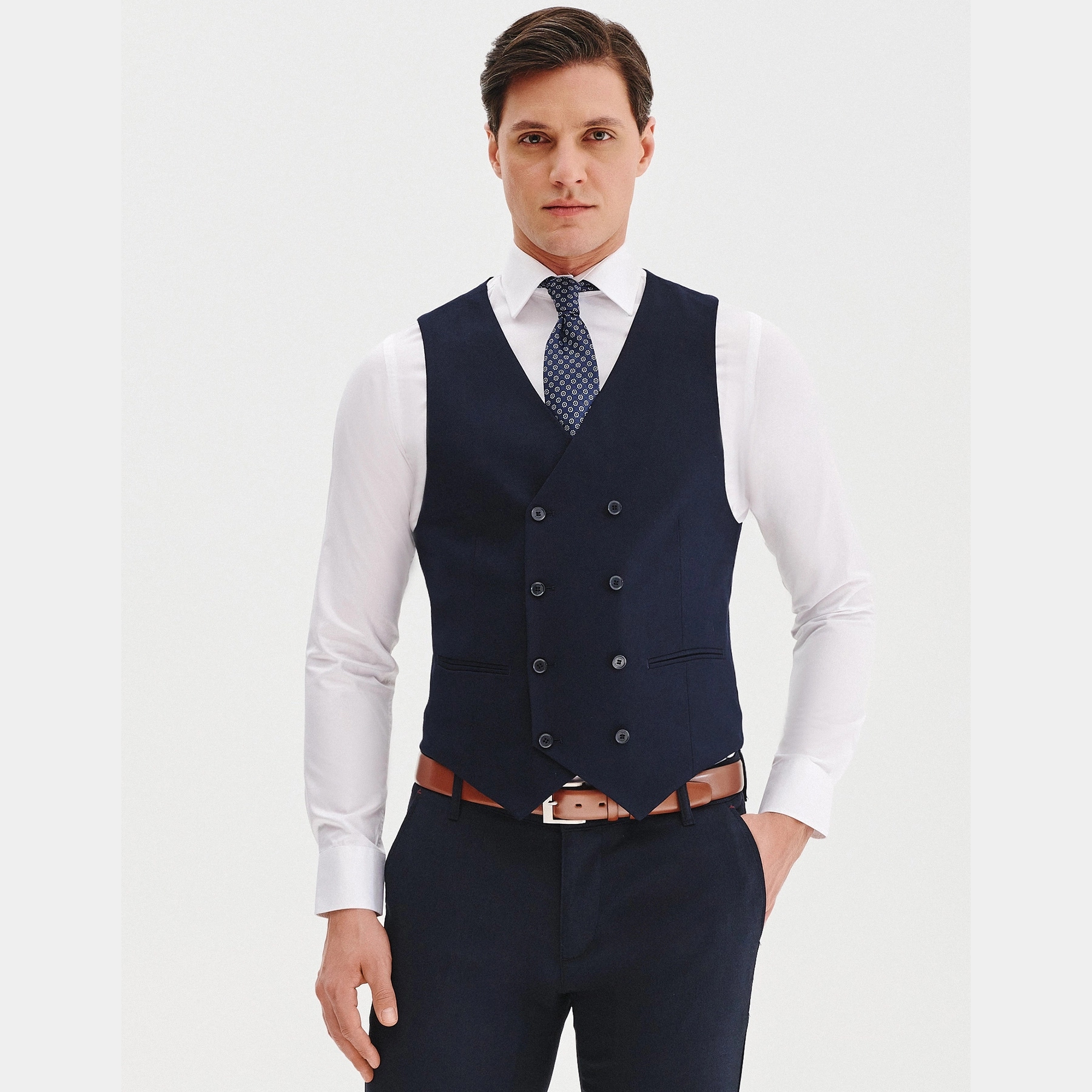 Klasická pánská dvouřadá vesta Pako Lorente v tmavě modré barvě, vel 56