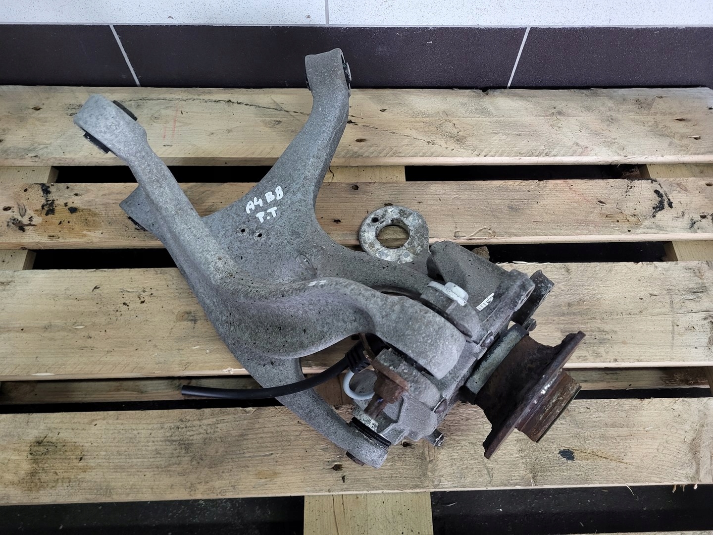 schenkel Querlenker Querlenker Blende Abdeckung rechts heck 2.0 tdi AUDI A4 B8 LIFT