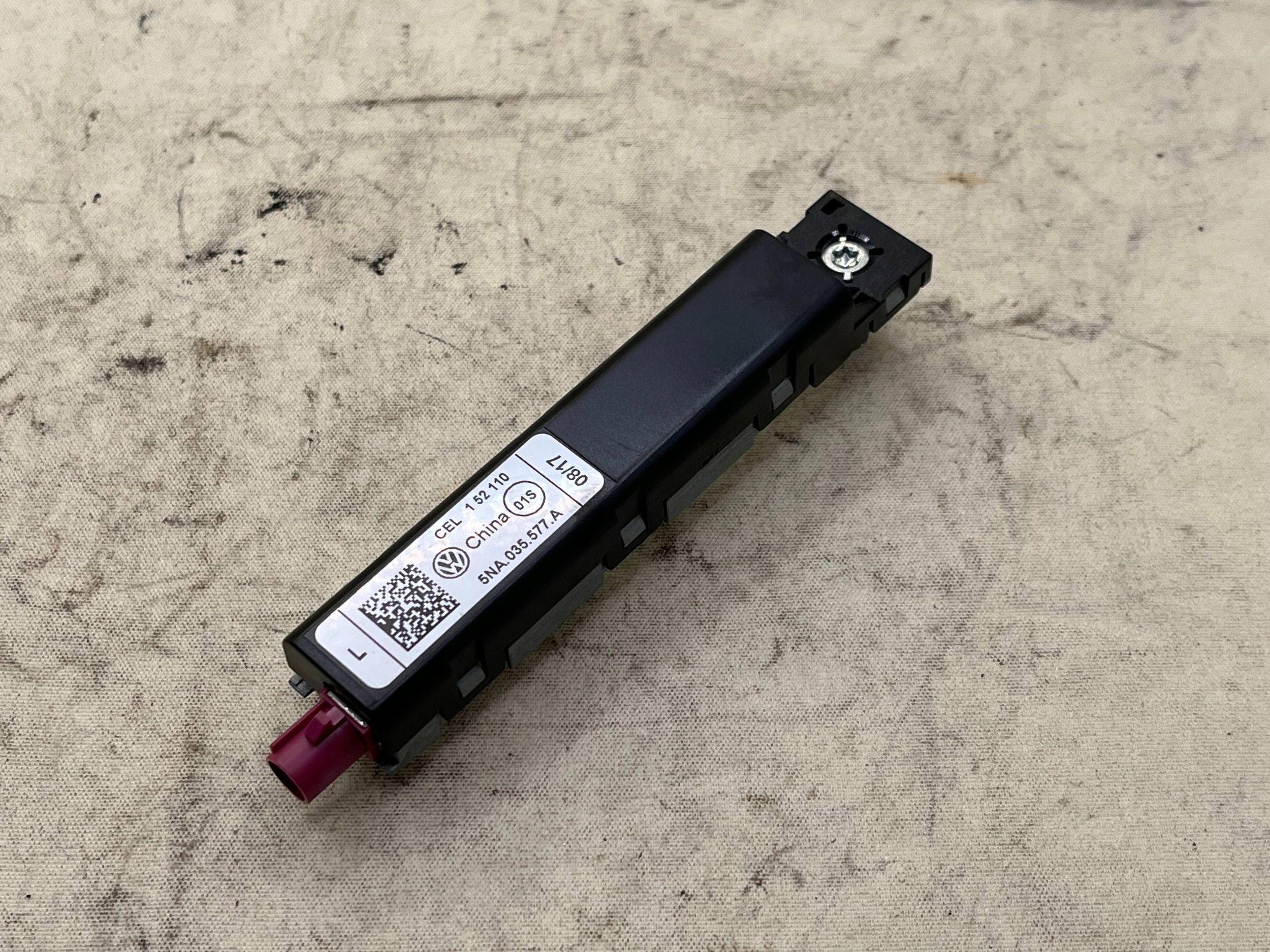 amplifier ANTENY VW TIGUAN 5NA035577A !J