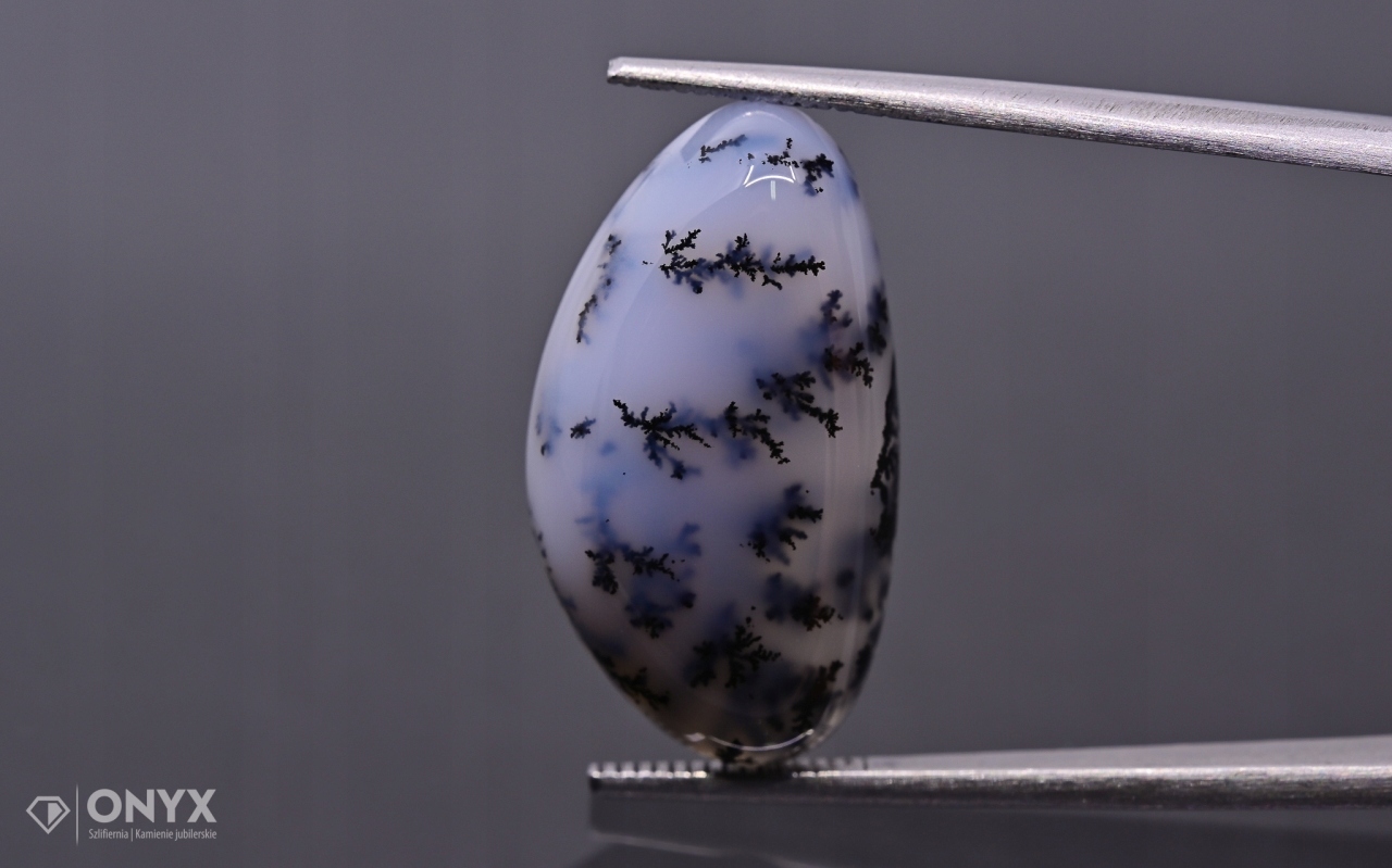 Dendritový achát z Turecka kabošon nepravidelný 23x