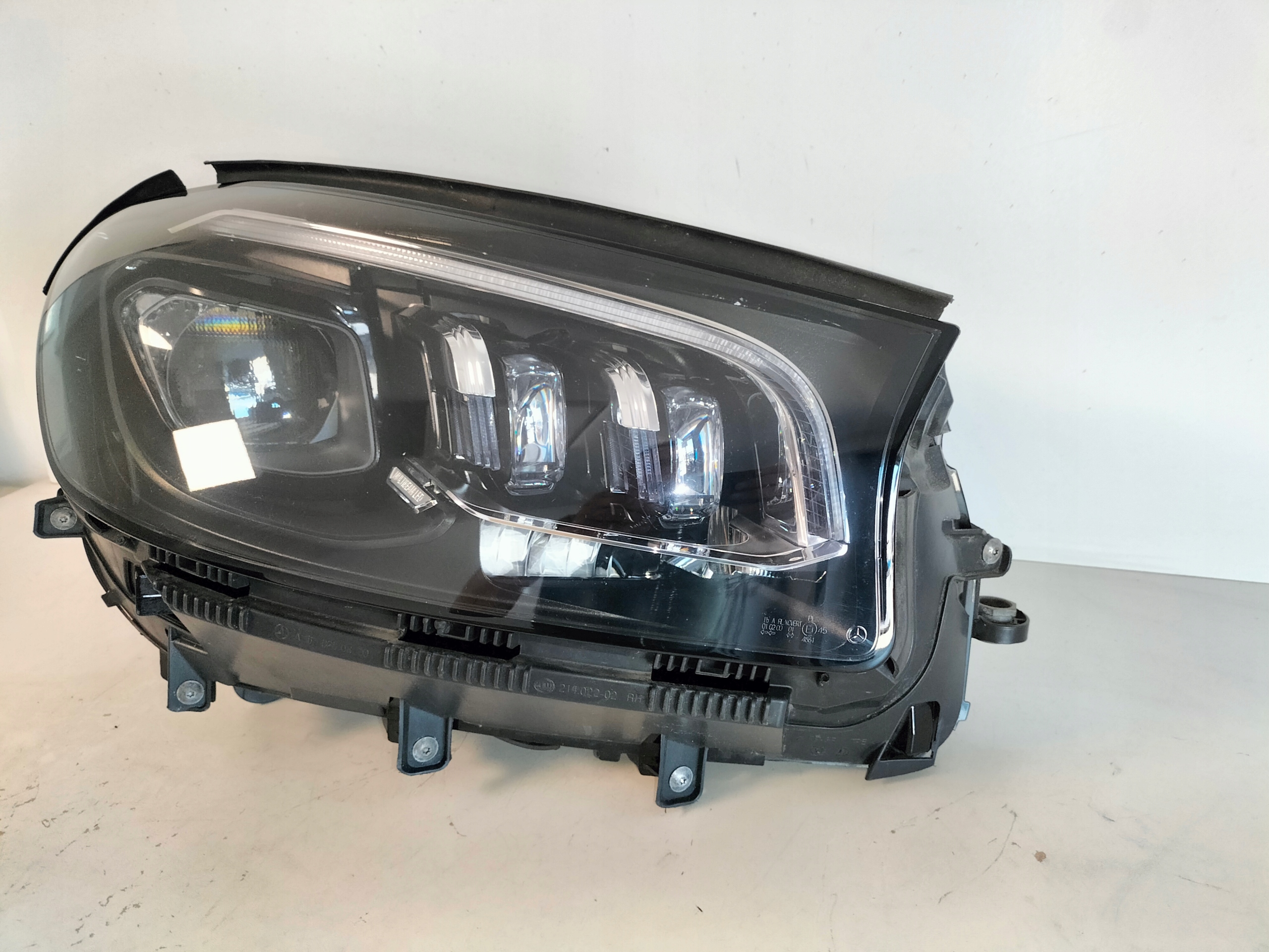 light front reflektor right MERCEDES GLS X167 LIFT 23- MULTIBEAM FUL LED