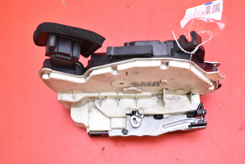 lock door right front front EU 5K1837016B VW GOLF 6 VI 5D HB 08-15