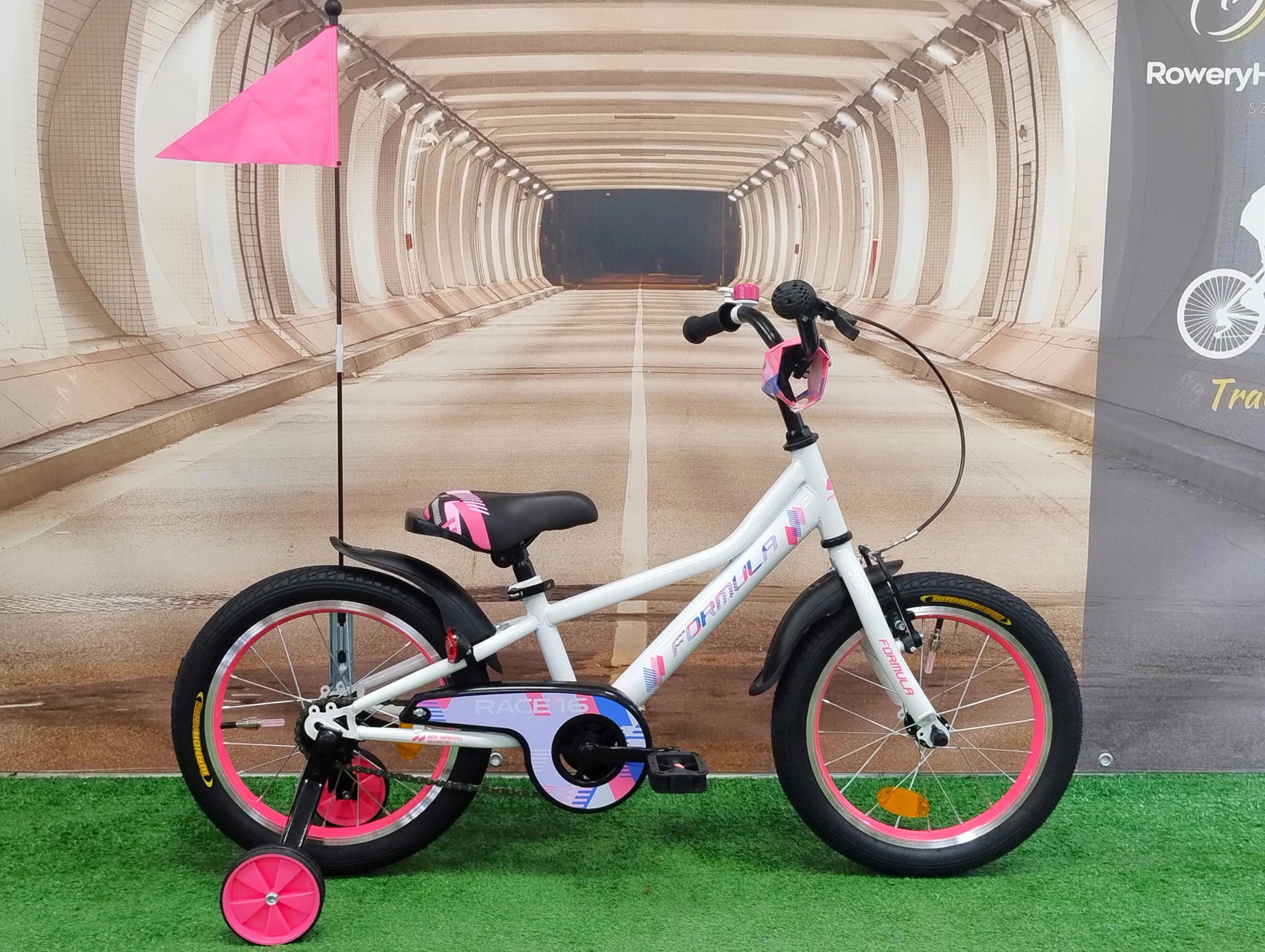 Rower dziecięcy dla dziewczynki 3 lata+ koła 16" rama 8,5"+ Flaga, Dzwonek