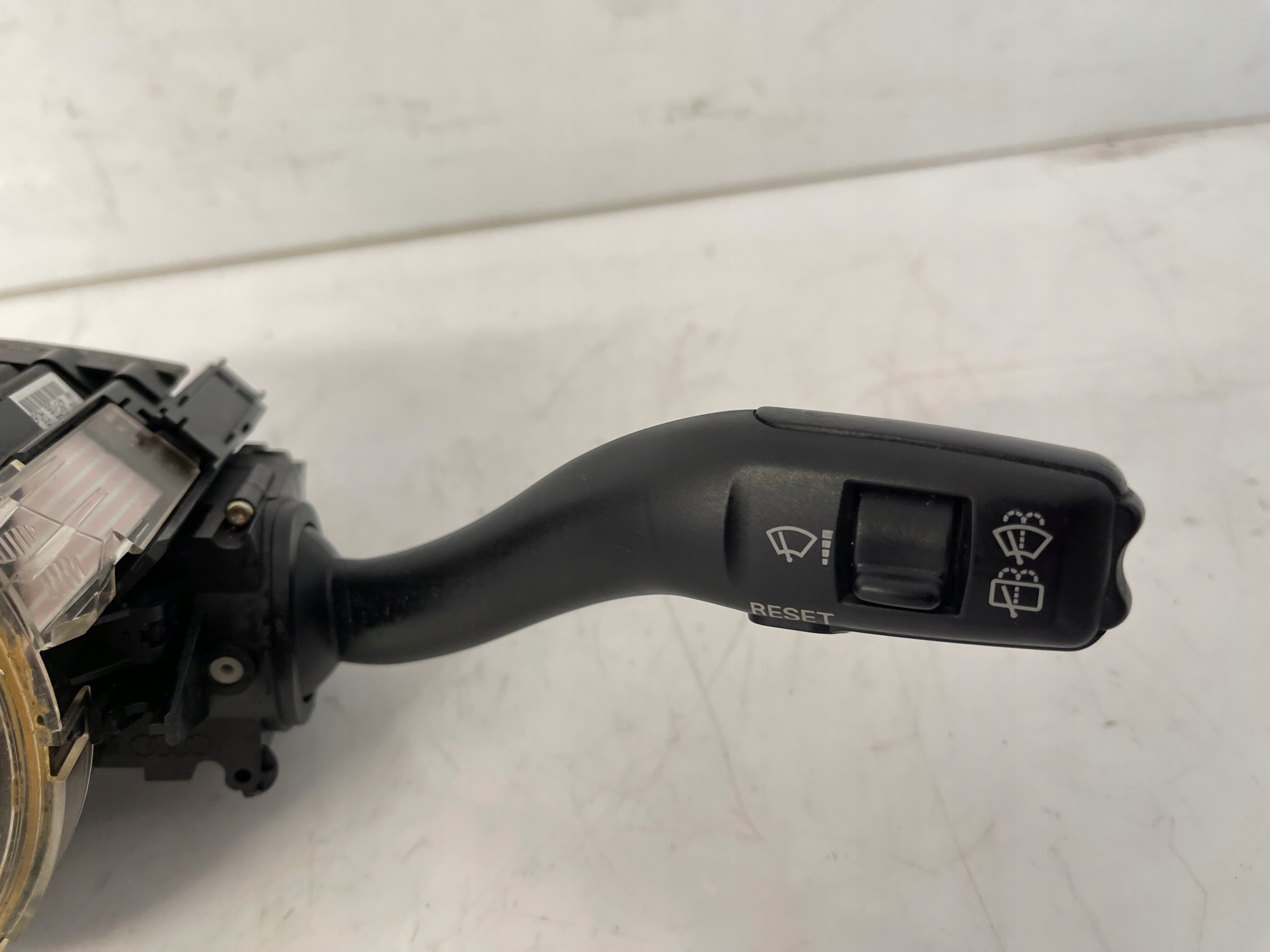 AUDI A6 C6 steering wheel levers and controls ring 4F0953549A EUROPA