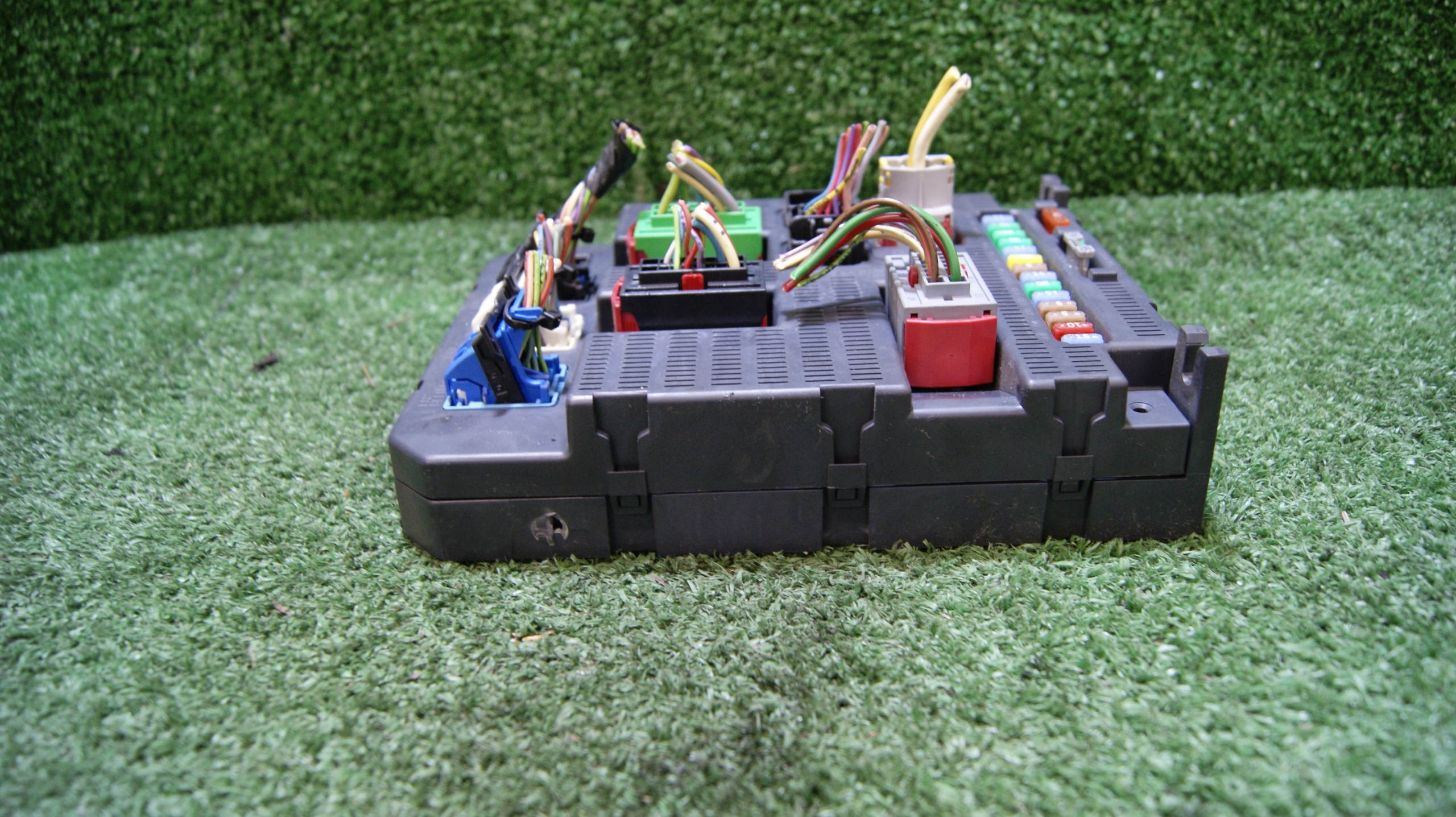 compartment module BSI PEUGEOT 207 9663798280