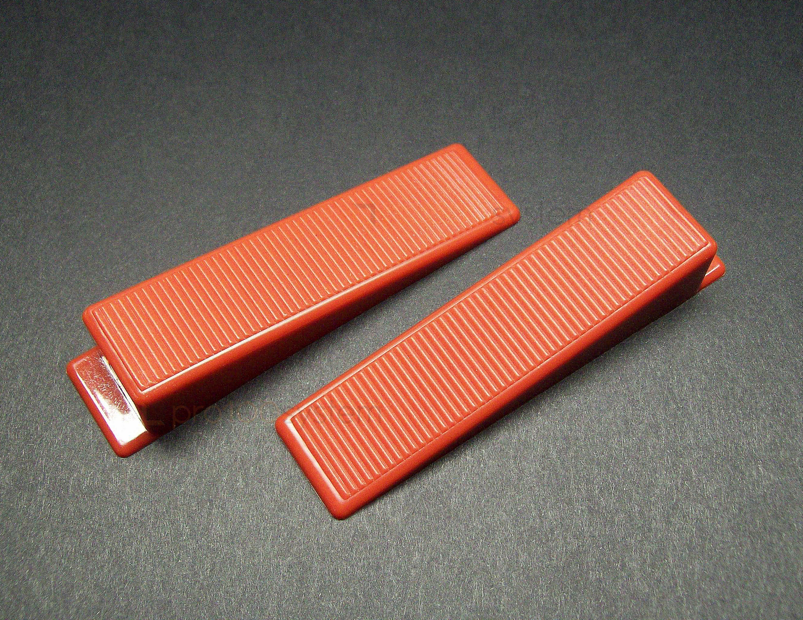 1mm SYSTEM POZIOMOWANIA 1000 KLIPSÓW+200 KLINÓW Liczba sztuk 1200 szt.