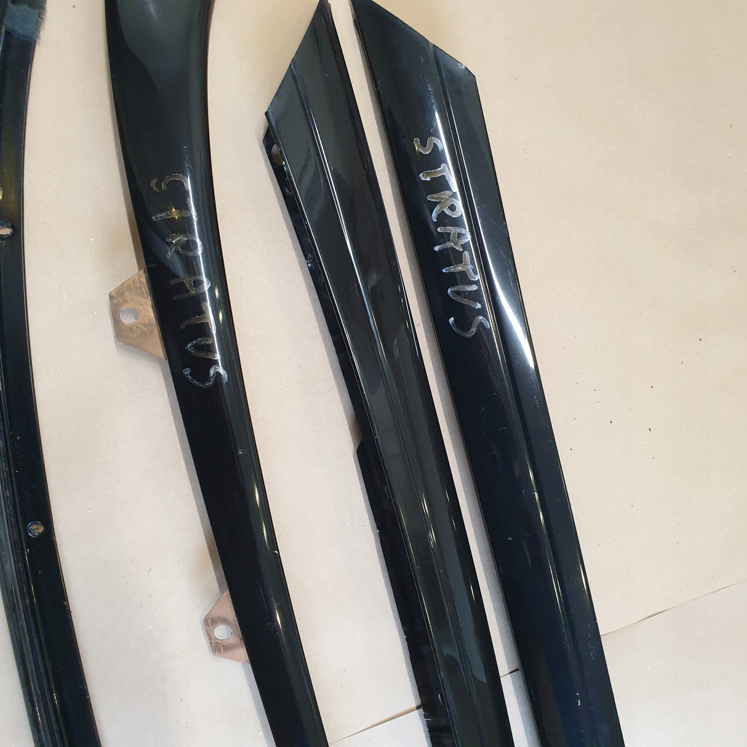 moulding windows right left CHRYSLER STRATUS CABRIO OE
