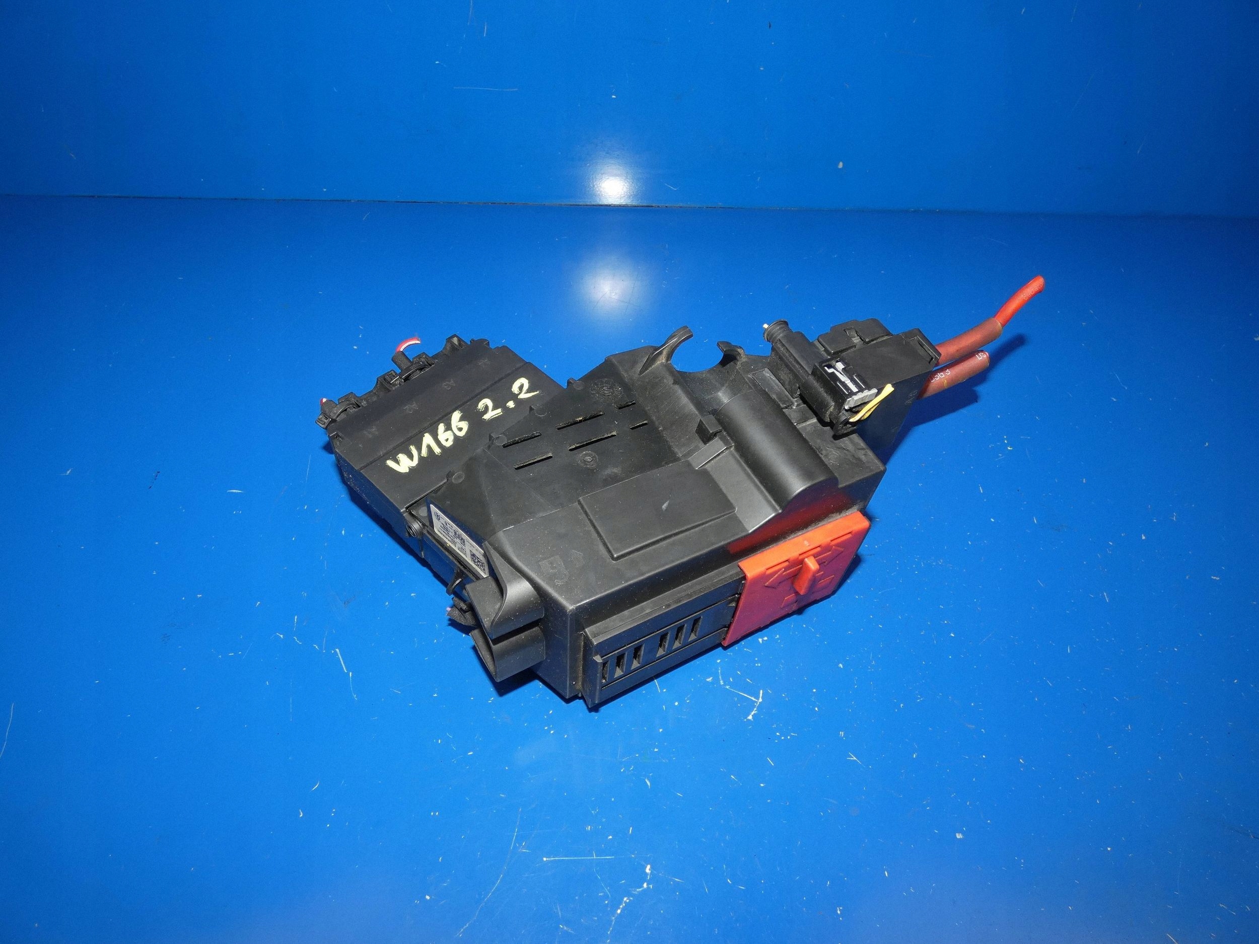 MERCEDES ML W166 GLE pyrotechnic clamp compartment of fuses module plus