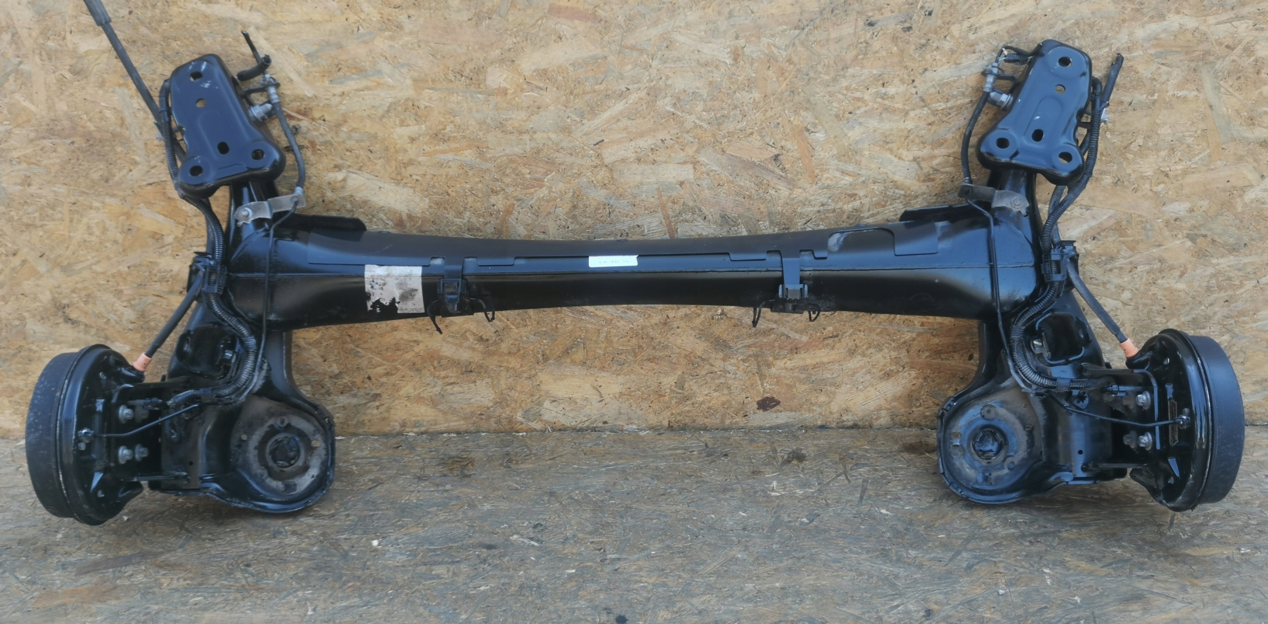 BELKA TYŁ TYLNA PEUGEOT 208 II OPEL CORSA F 2020 R