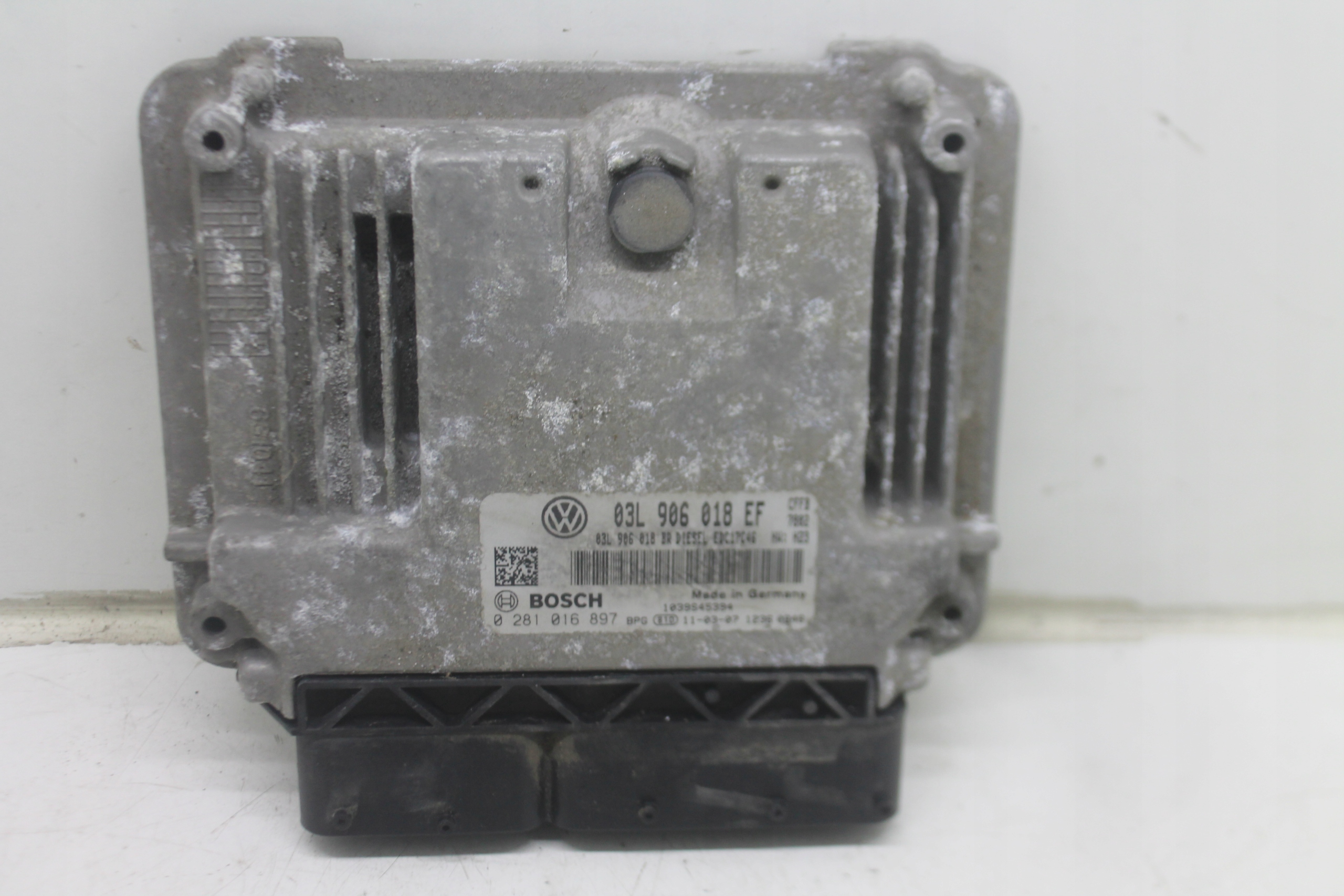 computer control unit of the engine 03L906018EF SKODA SUPERB II 2.0 TDI 08-13